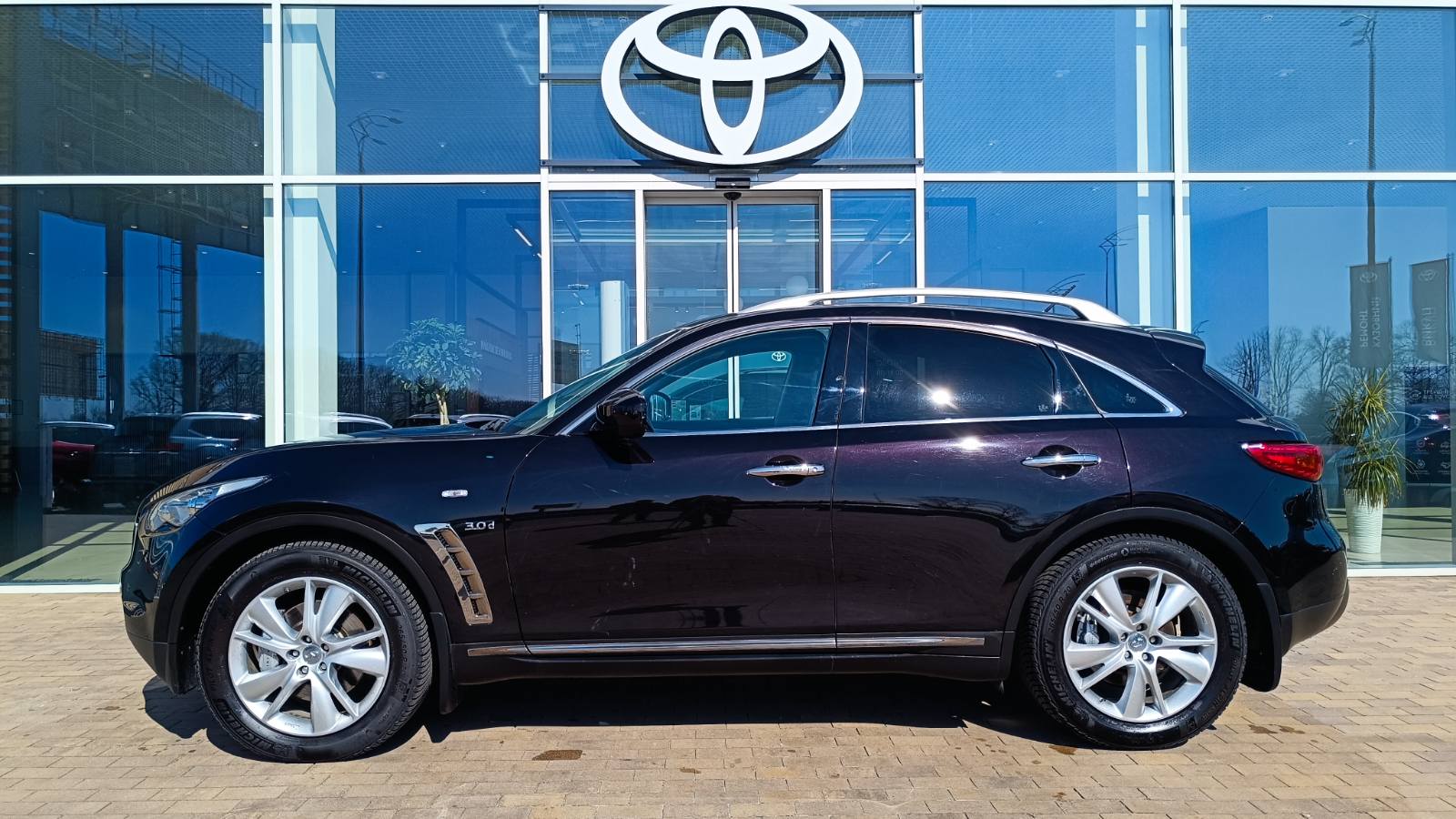 Інші авто INFINITI FX/QX70 2014 року з пробігом 109856 км, Універсал, Тойота Центр Київ «ВІДІ Аеропорт», м.Київ - 900000 ГРН | Фото № 3