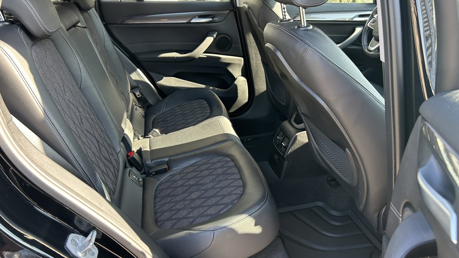 Інші авто BMW X1 2020 року, Універсал, Тойота Центр Київ "Автосаміт Укравто", м.Київ | Фото № 7 Інші авто BMW X1 2020 року з пробігом 103209 км, Універсал, Тойота Центр Київ "Автосаміт Укравто", м.Київ - 1201200 ГРН | Фото № 7