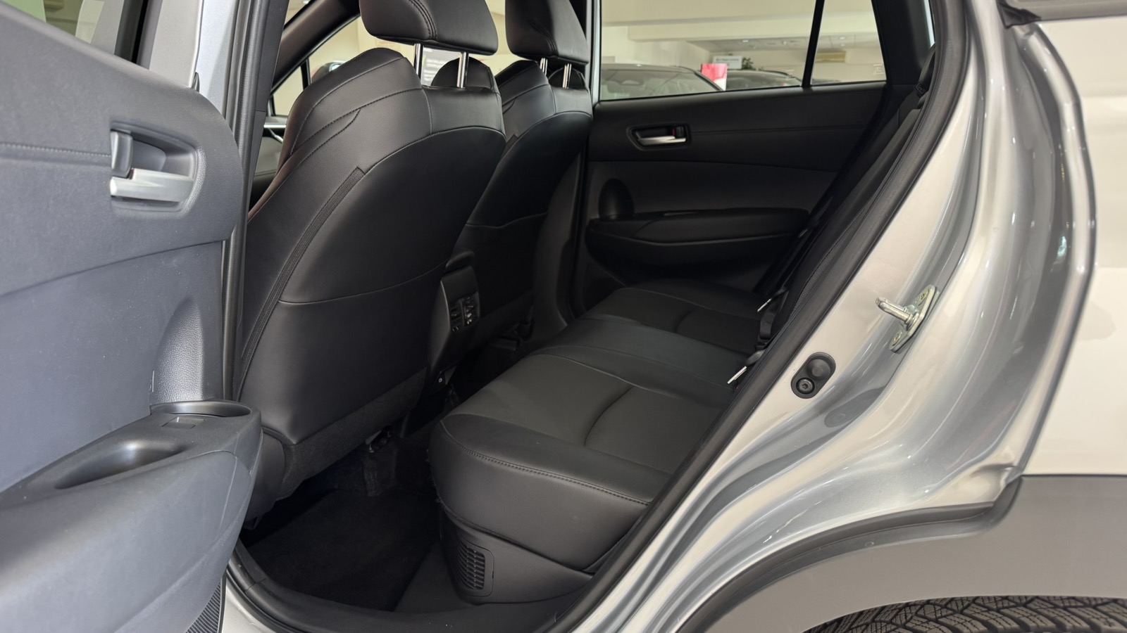 Toyota COROLLA CROSS 2024 року з пробігом 37339 км, Універсал, Тойота Центр Ужгород "Карат Мотор", м.Ужгород - 1500730 ГРН | Фото № 11