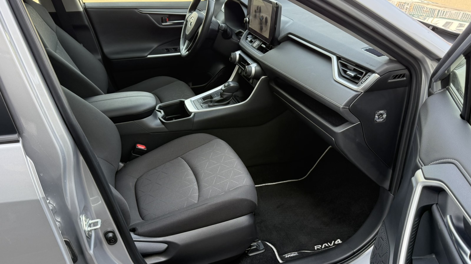 Toyota RAV4 2024 року з пробігом 31746 км, Універсал, Тойота Центр Київ "Автосаміт Укравто", м.Київ - 1715000 ГРН | Фото № 6