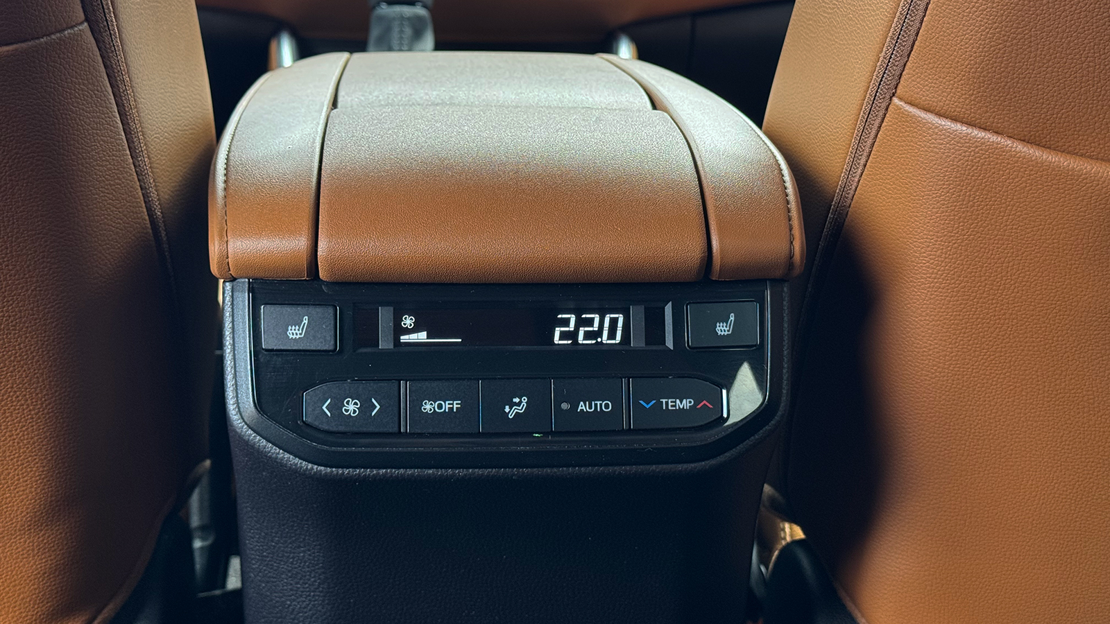 Toyota HIGHLANDER 2024 року, Універсал, Тойота Центр Рівне "Агат Авто", м.Рівне | Фото № 23 Toyota HIGHLANDER 2024 року з пробігом 58520 км, Універсал, Тойота Центр Рівне "Агат Авто", м.Рівне - 2574000 ГРН | Фото № 23