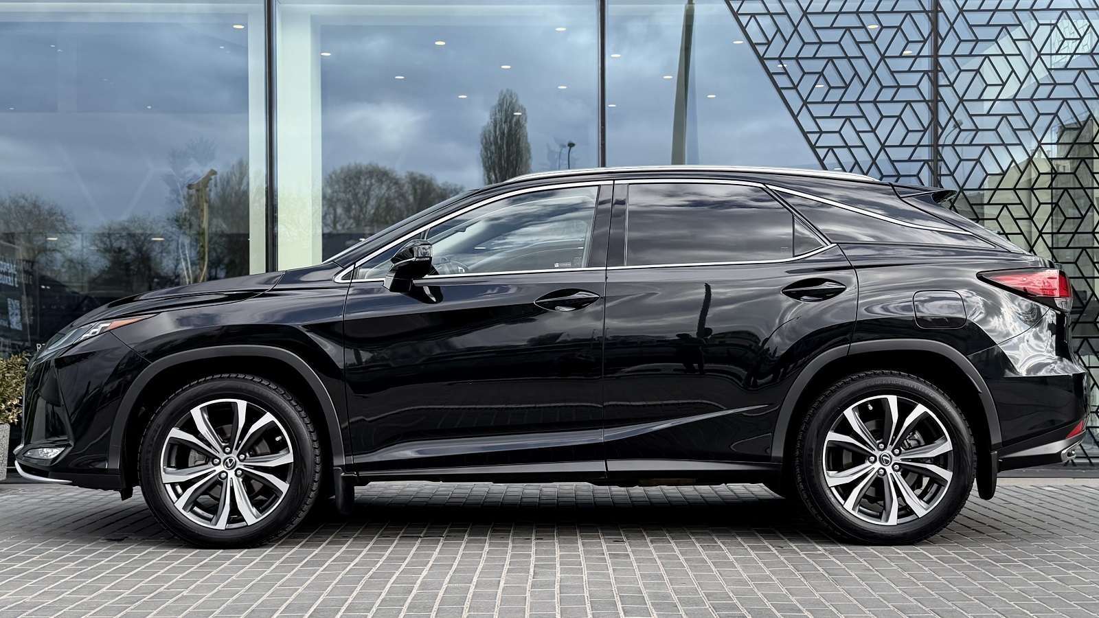 Lexus RX 2020 року з пробігом 78798 км, Універсал, Лексус Одеса, м.Одеса - 2008950 ГРН | Фото № 3