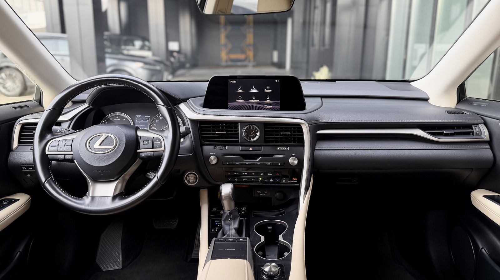 Lexus RX 2020 року з пробігом 78798 км, Універсал, Лексус Одеса, м.Одеса - 2008950 ГРН | Фото № 8