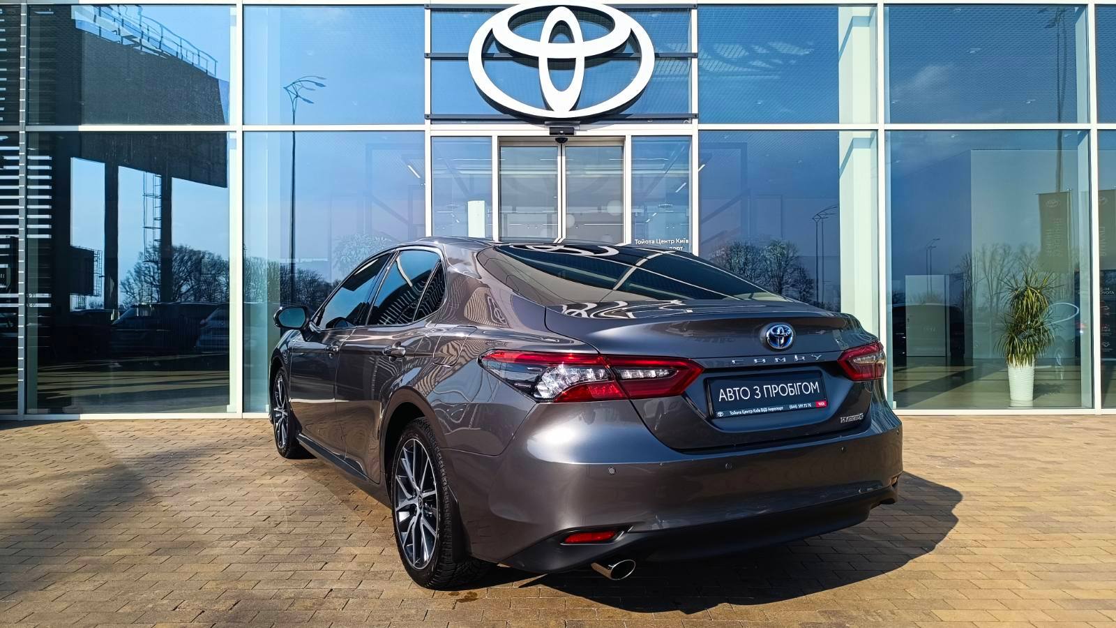 Toyota CAMRY 2023 року з пробігом 31038 км, Седан, Тойота Центр Київ «ВІДІ Аеропорт», м.Київ - 1700000 ГРН | Фото № 2