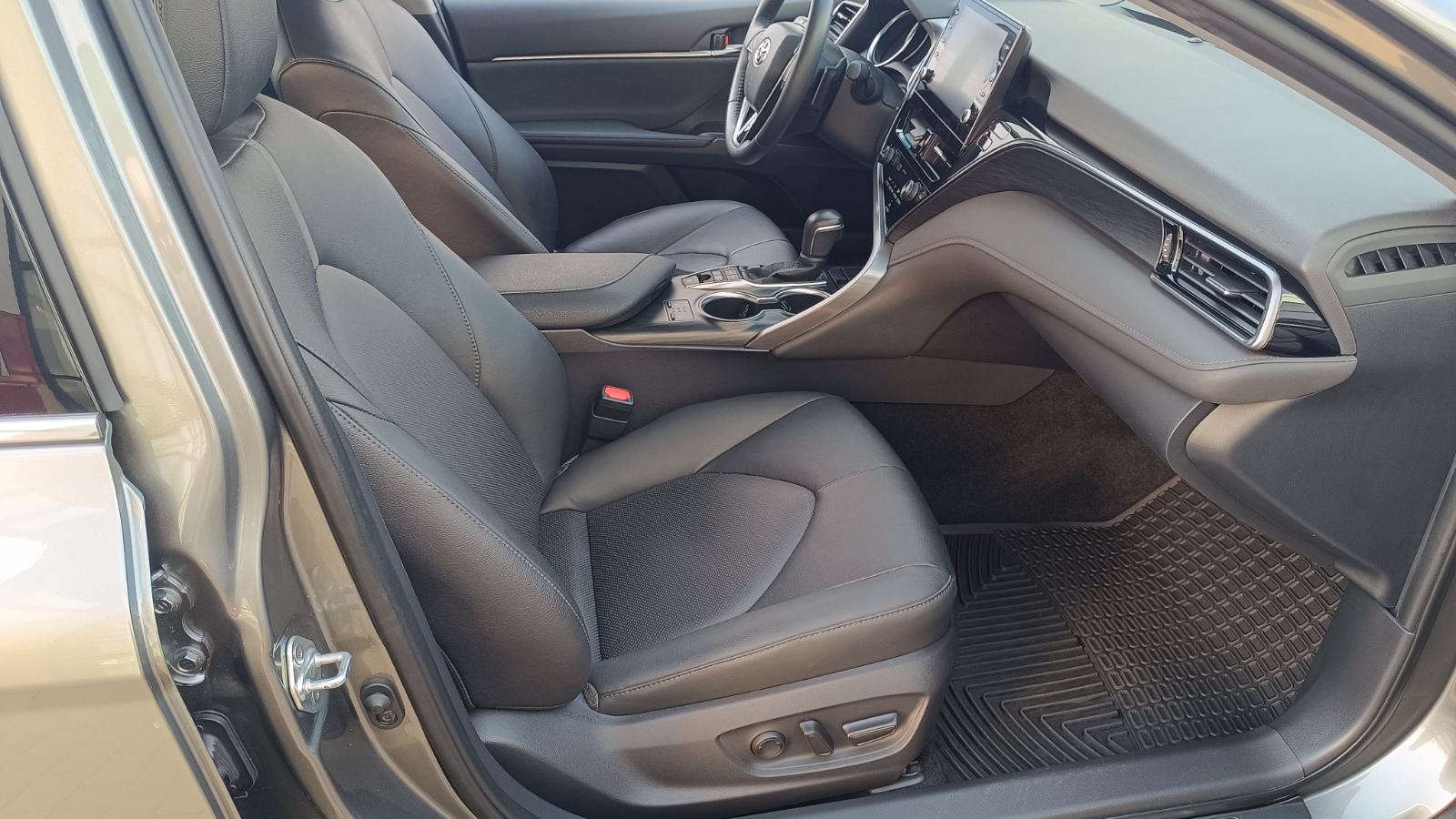 Toyota CAMRY 2023 року з пробігом 31038 км, Седан, Тойота Центр Київ «ВІДІ Аеропорт», м.Київ - 1700000 ГРН | Фото № 6