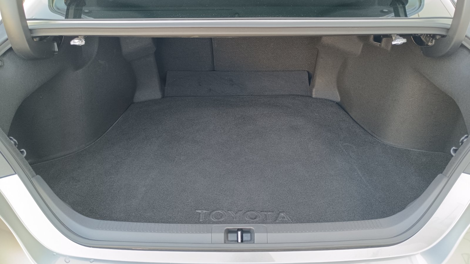 Toyota CAMRY 2023 року з пробігом 31038 км, Седан, Тойота Центр Київ «ВІДІ Аеропорт», м.Київ - 1700000 ГРН | Фото № 10