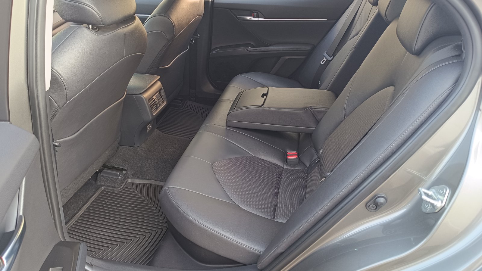 Toyota CAMRY 2023 року з пробігом 31038 км, Седан, Тойота Центр Київ «ВІДІ Аеропорт», м.Київ - 1700000 ГРН | Фото № 12