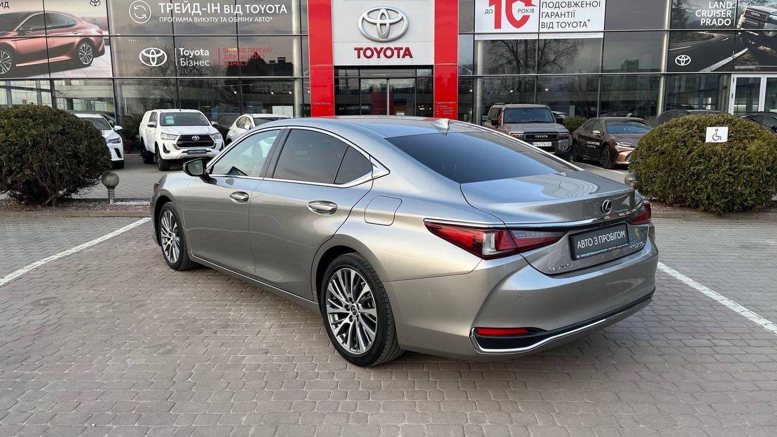 Lexus ES 2020 року, Седан, Тойота Центр Хмельницький "Гранд Мотор", м.Хмельницький | Фото № 2 Lexus ES 2020 року з пробігом 66625 км, Седан, Тойота Центр Хмельницький "Гранд Мотор", м.Хмельницький - 1300000 ГРН | Фото № 2