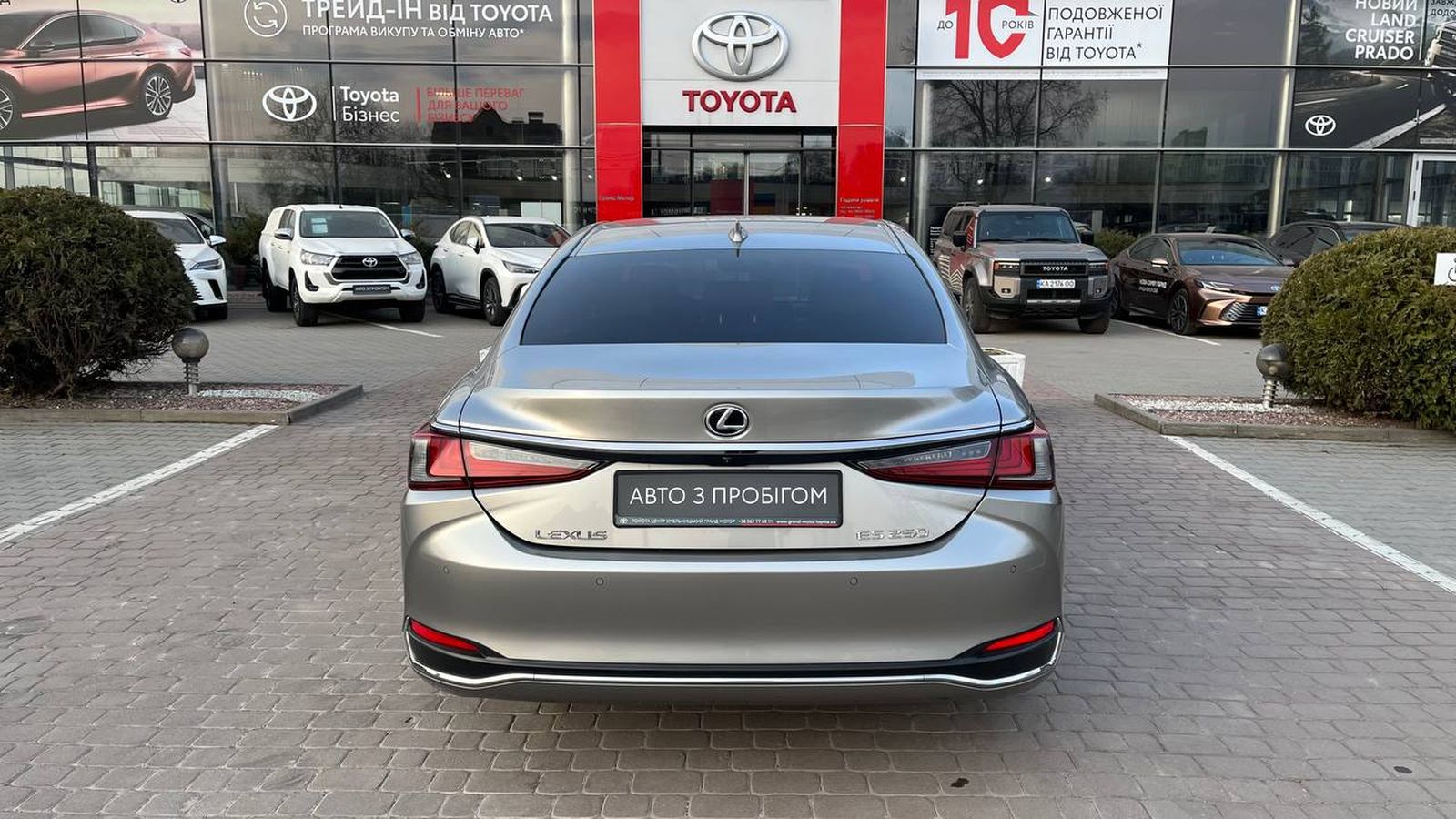 Lexus ES 2020 року, Седан, Тойота Центр Хмельницький "Гранд Мотор", м.Хмельницький | Фото № 4 Lexus ES 2020 року з пробігом 66625 км, Седан, Тойота Центр Хмельницький "Гранд Мотор", м.Хмельницький - 1300000 ГРН | Фото № 4