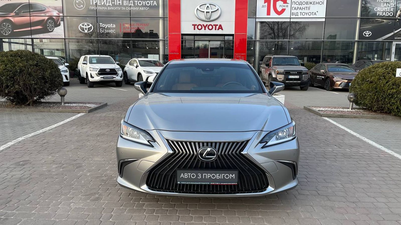Lexus ES 2020 року, Седан, Тойота Центр Хмельницький "Гранд Мотор", м.Хмельницький | Фото № 5 Lexus ES 2020 року з пробігом 66625 км, Седан, Тойота Центр Хмельницький "Гранд Мотор", м.Хмельницький - 1300000 ГРН | Фото № 5