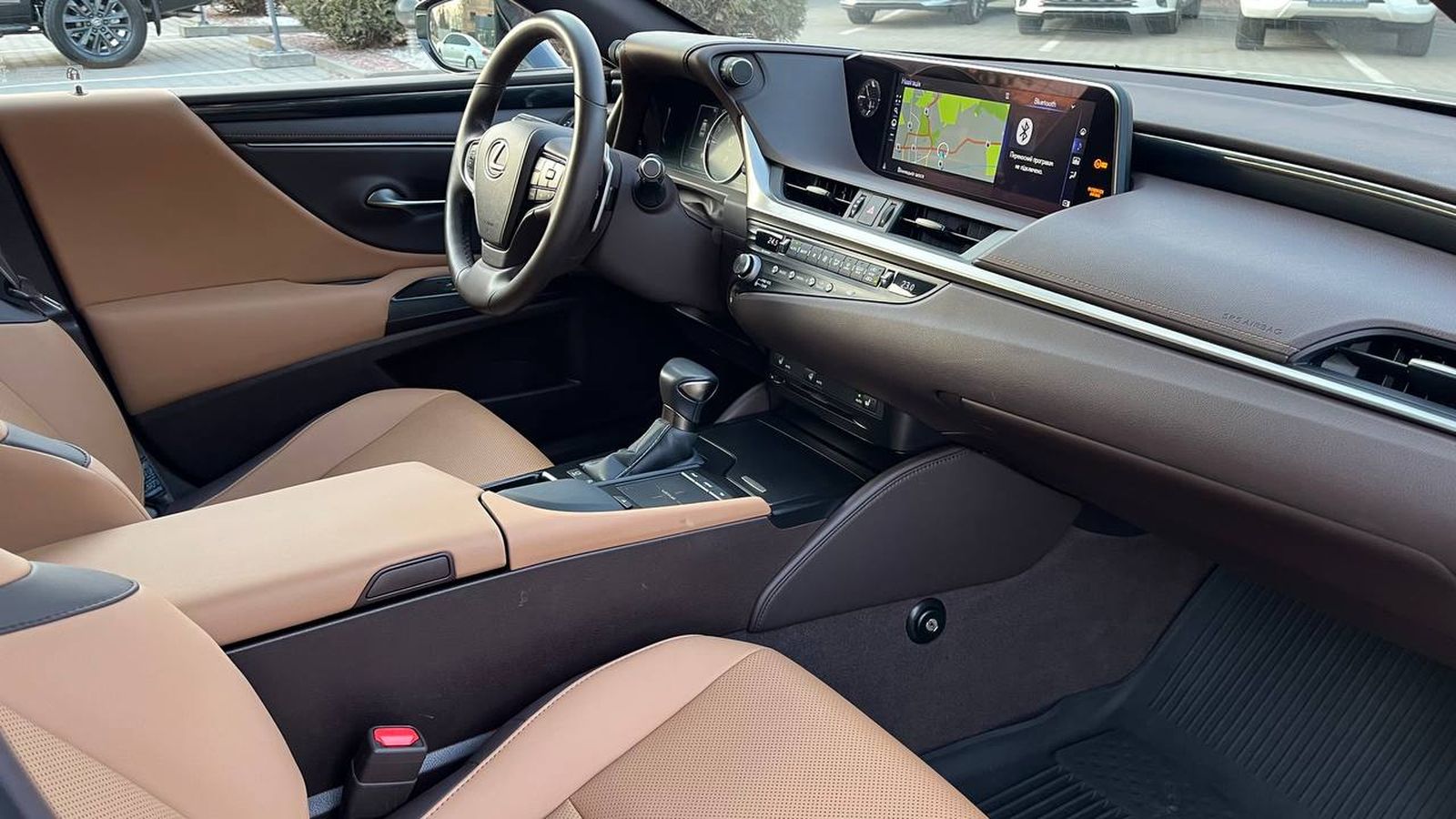 Lexus ES 2020 року, Седан, Тойота Центр Хмельницький "Гранд Мотор", м.Хмельницький | Фото № 6 Lexus ES 2020 року з пробігом 66625 км, Седан, Тойота Центр Хмельницький "Гранд Мотор", м.Хмельницький - 1300000 ГРН | Фото № 6