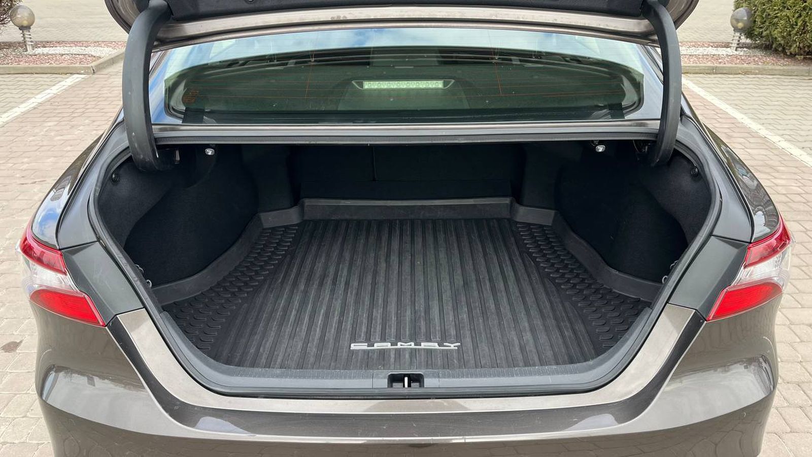 Toyota CAMRY 2021 року з пробігом 104500 км, Седан, Тойота Центр Хмельницький "Гранд Мотор", м.Хмельницький - 1150000 ГРН | Фото № 10