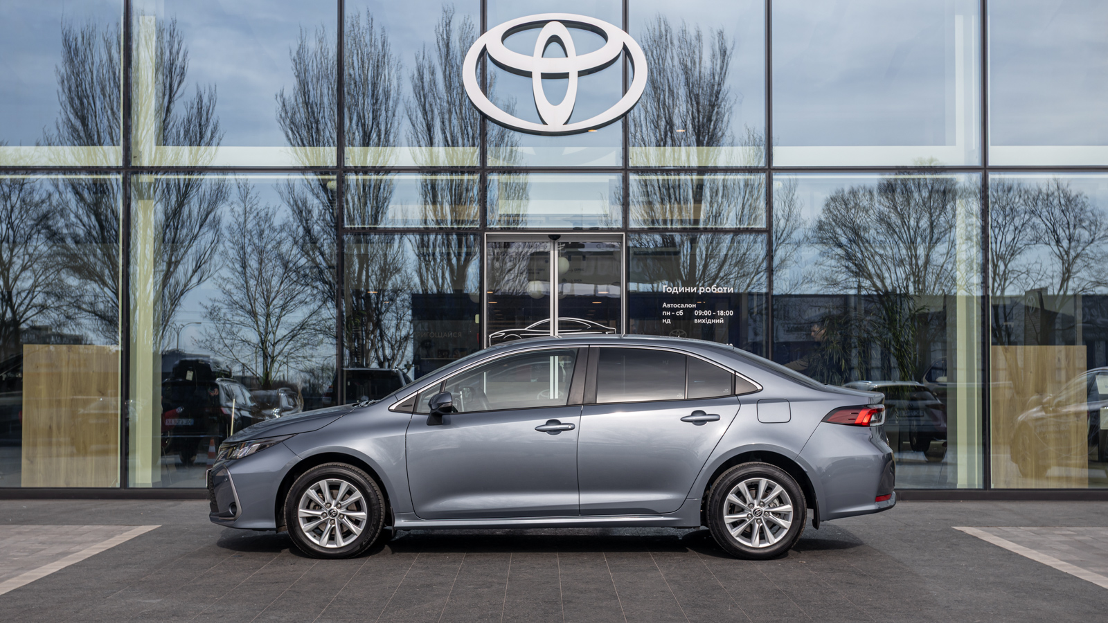 Toyota COROLLA 2024 року з пробігом 9001 км, Седан, Тойота Центр Дніпро "Алмаз Мотор" на Запорізькому шосе, м.Дніпро - 1080000 ГРН | Фото № 3