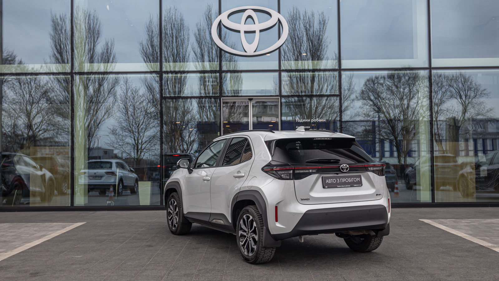 Toyota YARIS CROSS 2024 року з пробігом 12094 км, Хетчбек, Тойота Центр Дніпро "Алмаз Мотор" на Запорізькому шосе, м.Дніпро - 1335000 ГРН | Фото № 2