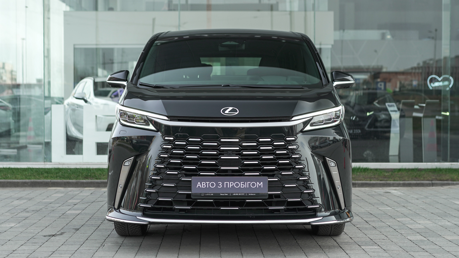 Lexus LM 350h 2025 року, Мінівен, Лексус Львів, м.Львів | Фото № 5 Lexus LM 350h 2025 року з пробігом 1890 км, Мінівен, Лексус Львів, м.Львів - 5206500 ГРН | Фото № 5