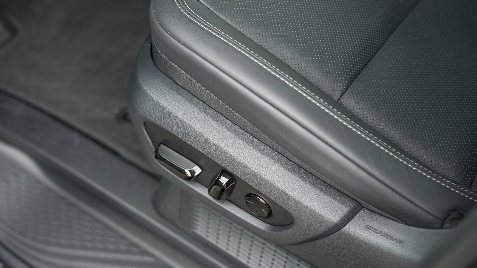 Lexus LM 350h 2025 року, Мінівен, Лексус Львів, м.Львів | Фото № 21 Lexus LM 350h 2025 року з пробігом 1890 км, Мінівен, Лексус Львів, м.Львів - 5206500 ГРН | Фото № 21