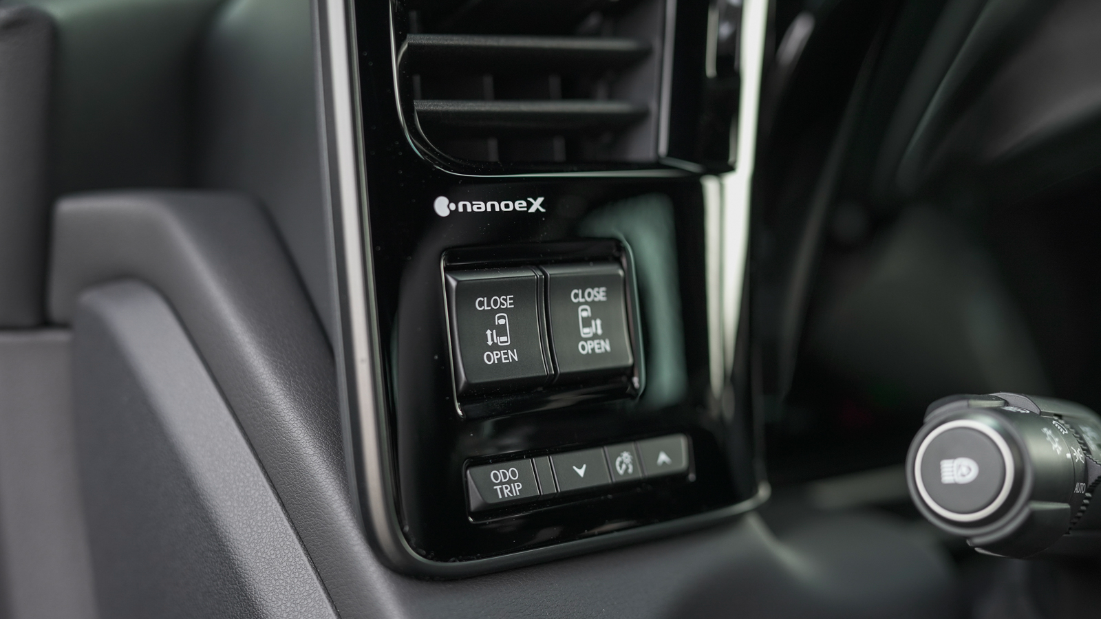 Lexus LM 350h 2025 року, Мінівен, Лексус Львів, м.Львів | Фото № 25 Lexus LM 350h 2025 року з пробігом 1890 км, Мінівен, Лексус Львів, м.Львів - 5206500 ГРН | Фото № 25