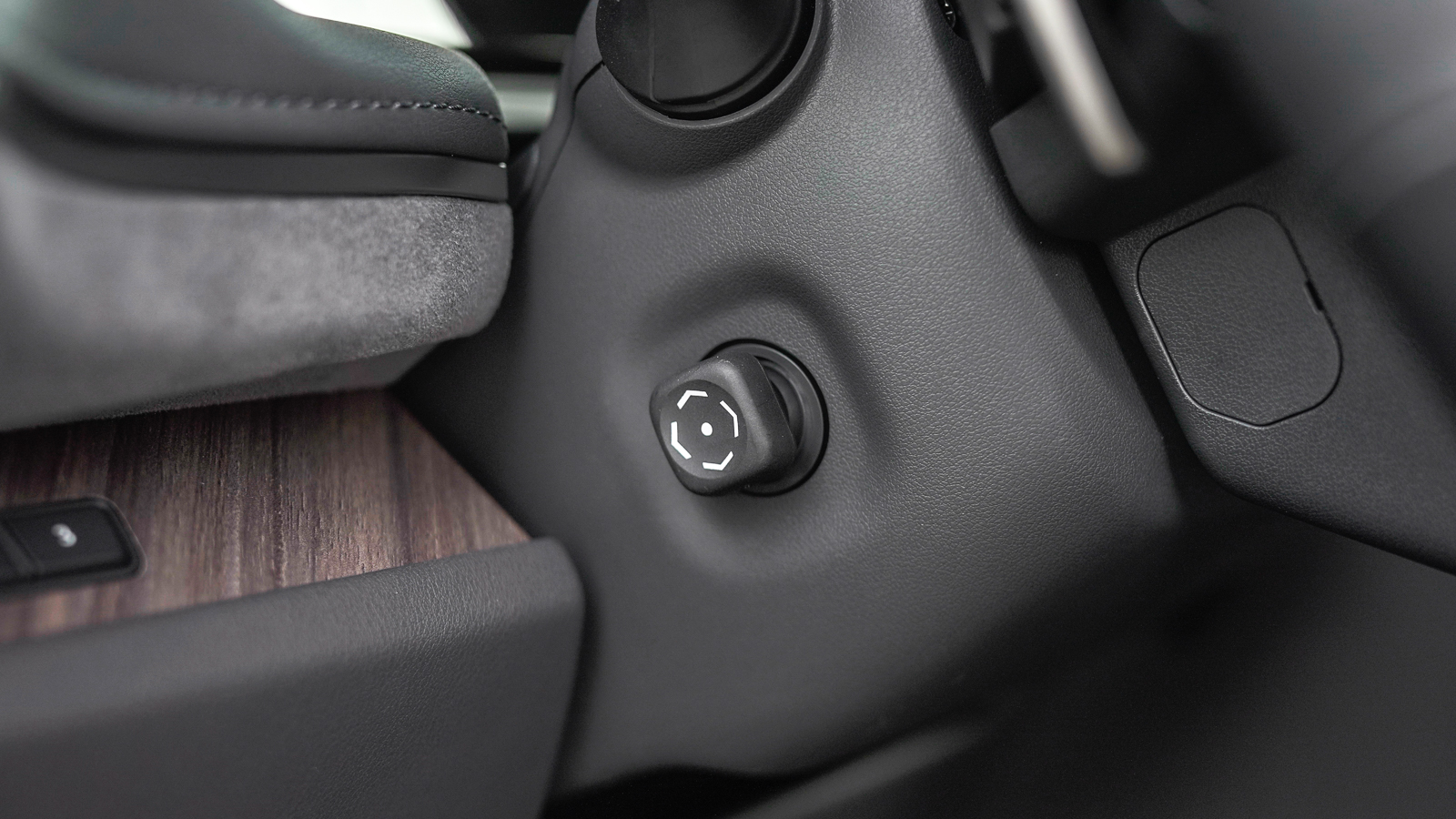 Lexus LM 350h 2025 року, Мінівен, Лексус Львів, м.Львів | Фото № 26 Lexus LM 350h 2025 року з пробігом 1890 км, Мінівен, Лексус Львів, м.Львів - 5206500 ГРН | Фото № 26