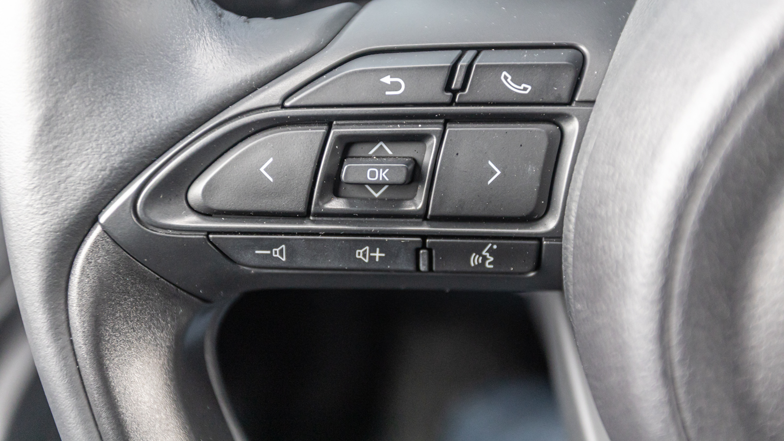 Toyota YARIS CROSS 2024 року з пробігом 12094 км, Хетчбек, Тойота Центр Дніпро "Алмаз Мотор" на Запорізькому шосе, м.Дніпро - 1335000 ГРН | Фото № 26