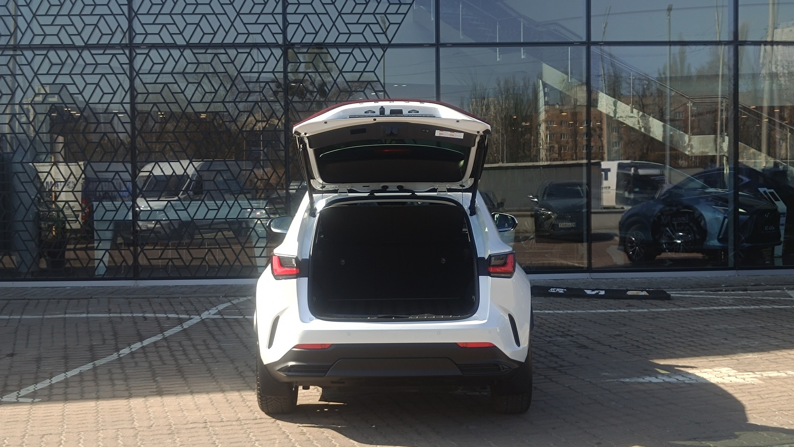 Lexus NX 2023 року з пробігом 26545 км, Універсал, Лексус Київ Захід, м.Київ - 2105000 ГРН | Фото № 10