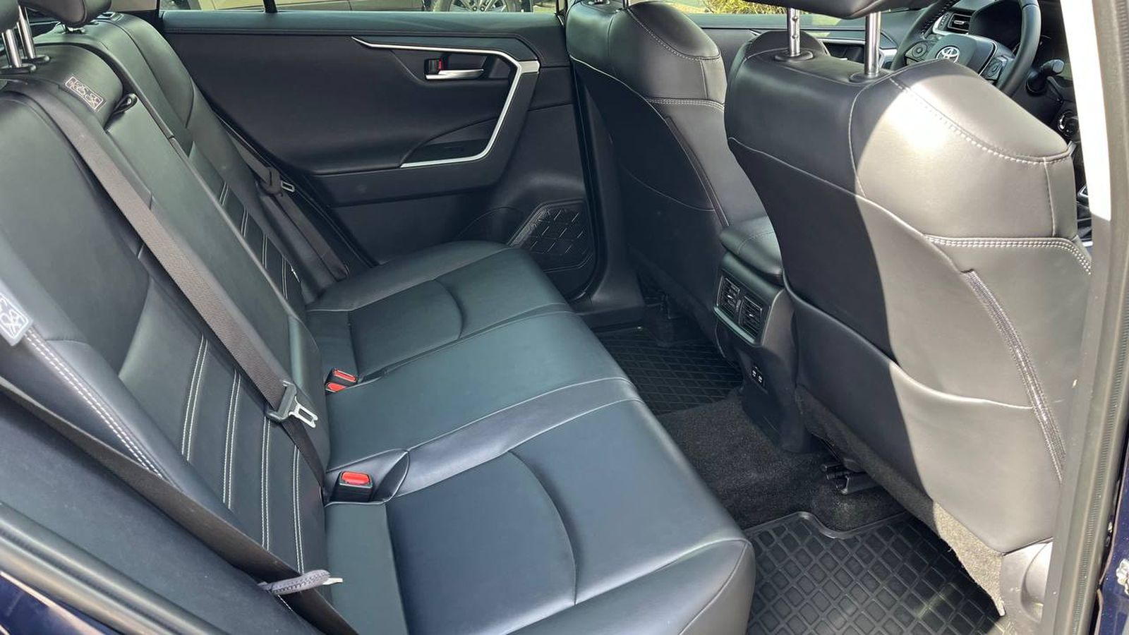 Toyota RAV4 2019 року з пробігом 176325 км, Універсал, Тойота Центр Хмельницький "Гранд Мотор", м.Хмельницький - 1042000 ГРН | Фото № 7