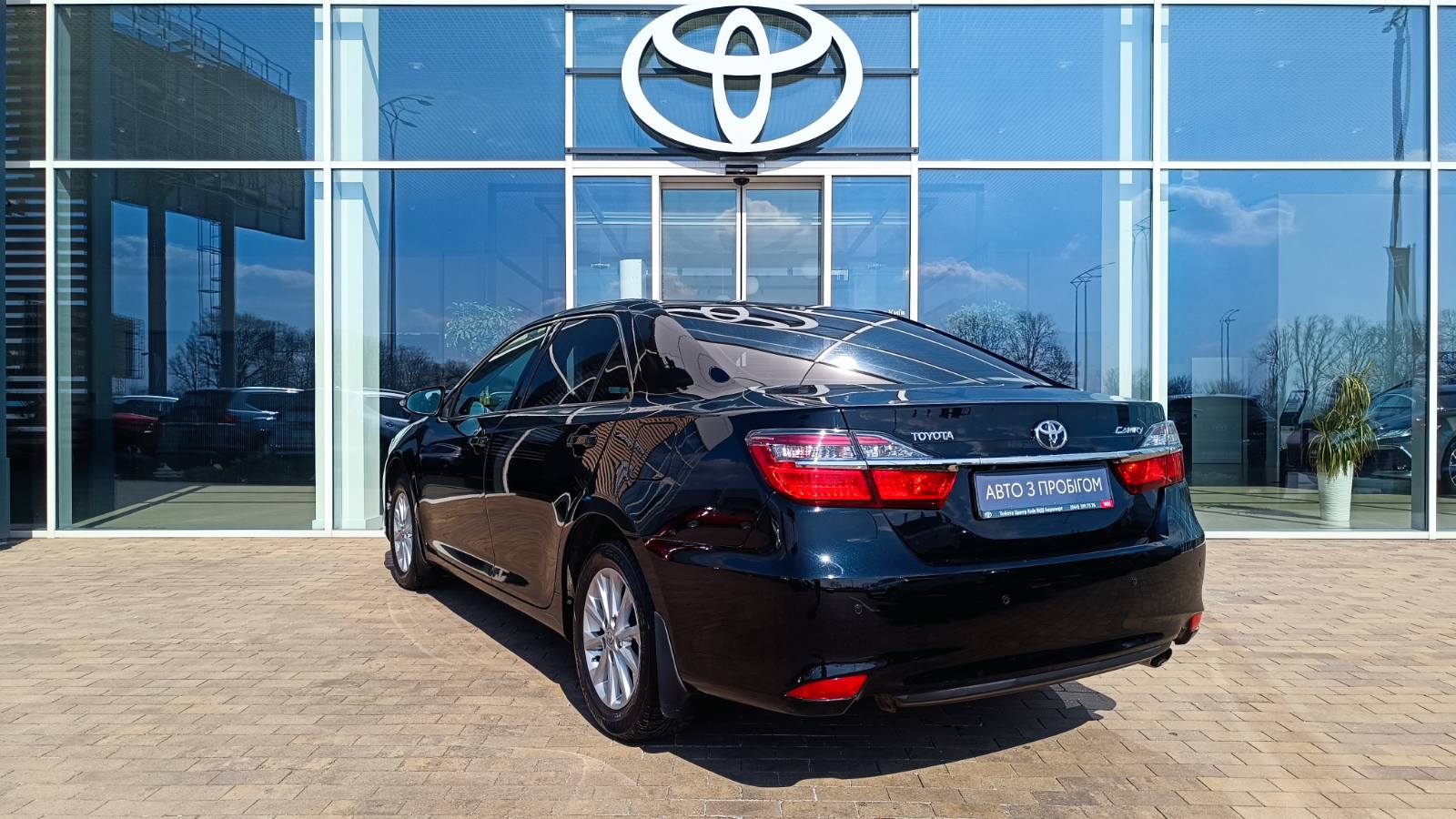 Toyota CAMRY 2014 року, Седан, Тойота Центр Київ «ВІДІ Аеропорт», м.Київ | Фото № 2 Toyota CAMRY 2014 року з пробігом 209561 км, Седан, Тойота Центр Київ «ВІДІ Аеропорт», м.Київ - 640000 ГРН | Фото № 2