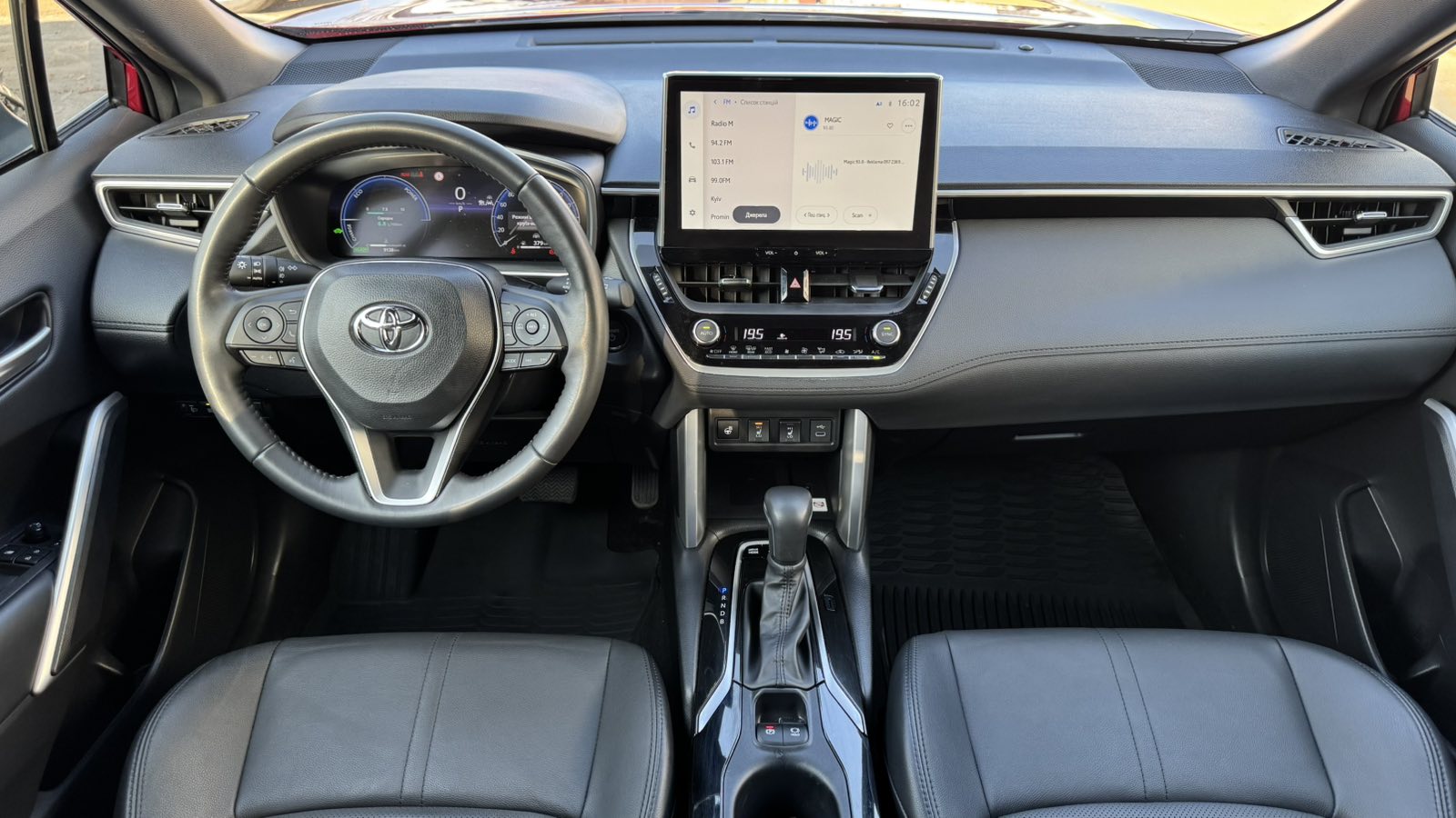 Toyota COROLLA CROSS 2024 року з пробігом 9132 км, Універсал, Тойота Центр Київ "Автосаміт Укравто", м.Київ - 1710000 ГРН | Фото № 8