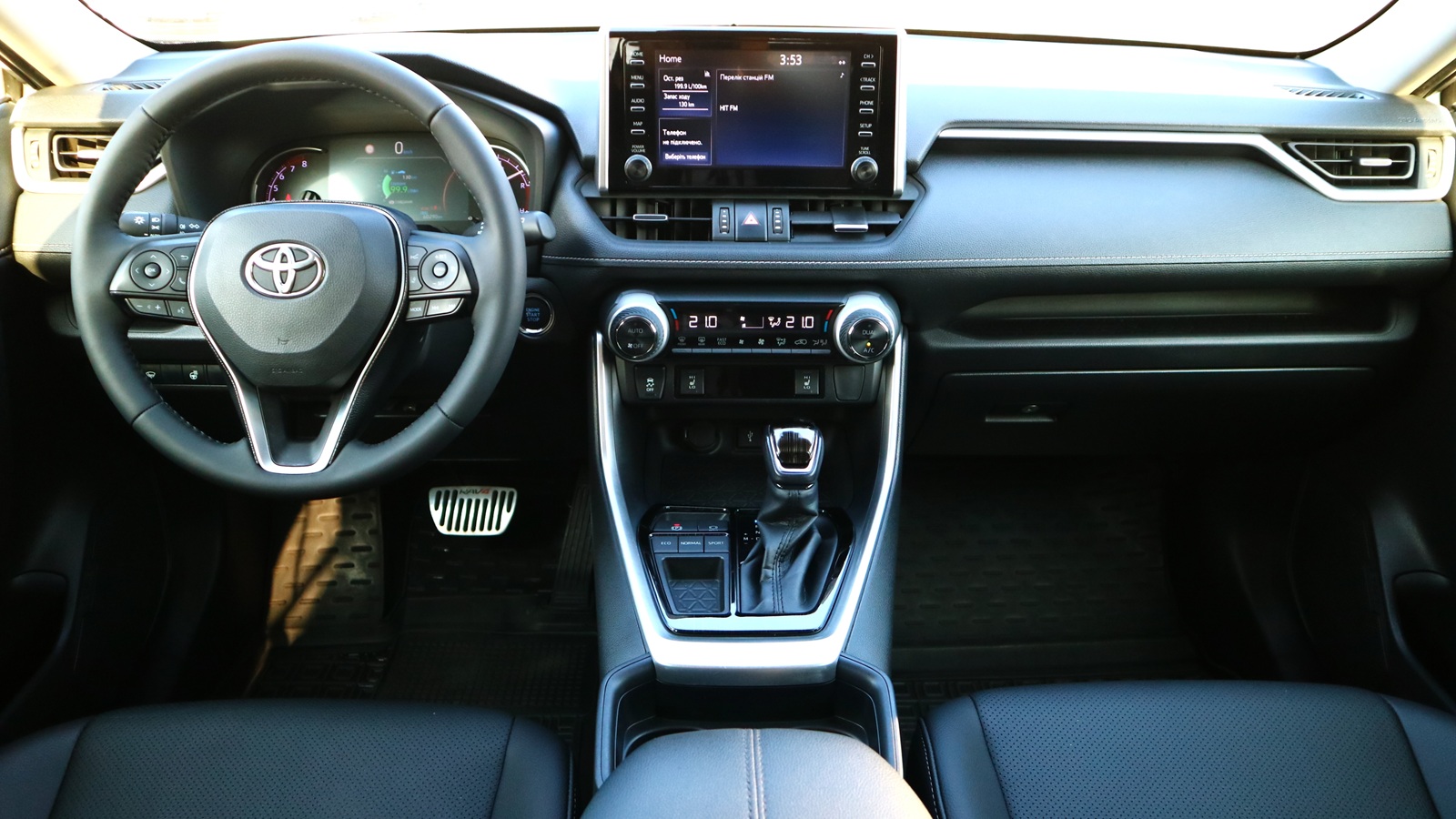 Toyota RAV4 2020 року, Універсал, Тойота Центр Київ "Автосаміт Укравто Столичне", м.Київ | Фото № 8 Toyota RAV4 2020 року з пробігом 60227 км, Універсал, Тойота Центр Київ "Автосаміт Укравто Столичне", м.Київ - 1193000 ГРН | Фото № 8