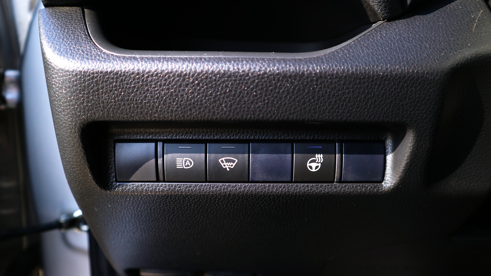 Toyota RAV4 2020 року, Універсал, Тойота Центр Київ "Автосаміт Укравто Столичне", м.Київ | Фото № 22 Toyota RAV4 2020 року з пробігом 60227 км, Універсал, Тойота Центр Київ "Автосаміт Укравто Столичне", м.Київ - 1193000 ГРН | Фото № 22