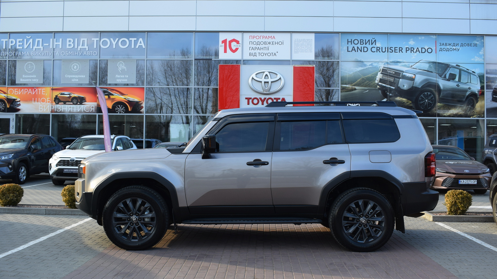 Toyota LAND CRUISER PRADO 2024 року з пробігом 25121 км, Універсал, Тойота Центр Житомир "Стар - Кар", м.Житомир - 2948000 ГРН | Фото № 3