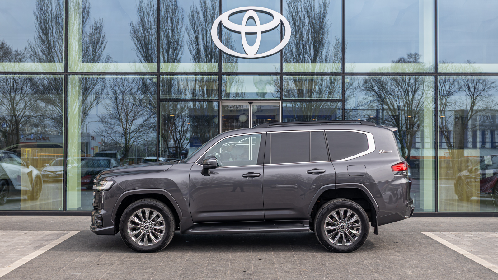 Toyota LAND CRUISER 2021 року з пробігом 191672 км, Універсал, Тойота Центр Дніпро "Алмаз Мотор" на Запорізькому шосе, м.Дніпро - 2890000 ГРН | Фото № 3