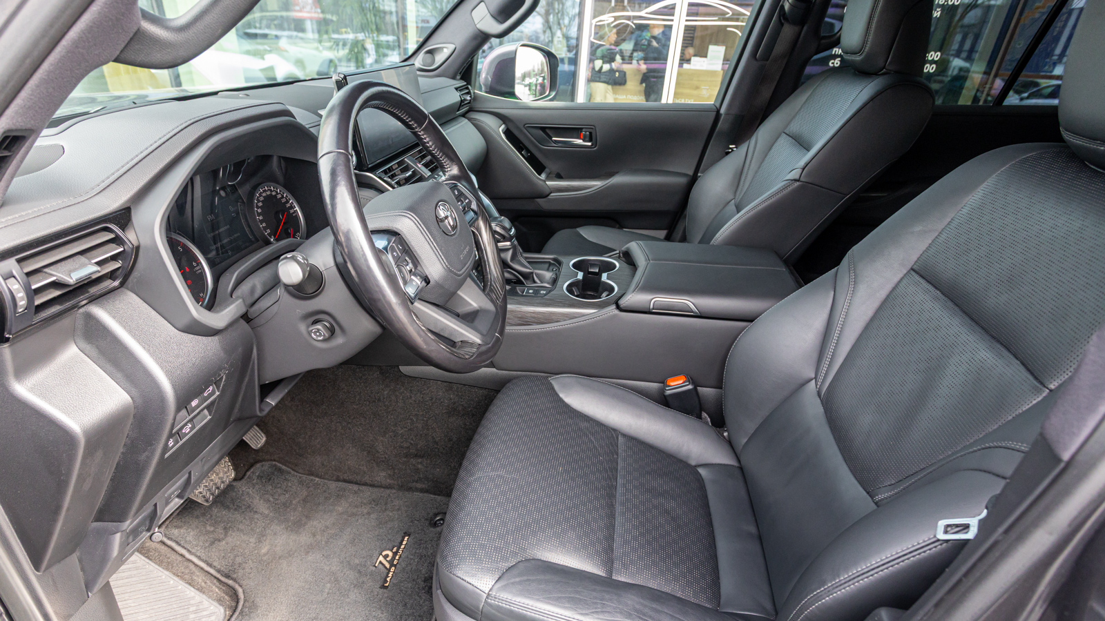 Toyota LAND CRUISER 2021 року з пробігом 191672 км, Універсал, Тойота Центр Дніпро "Алмаз Мотор" на Запорізькому шосе, м.Дніпро - 2890000 ГРН | Фото № 14