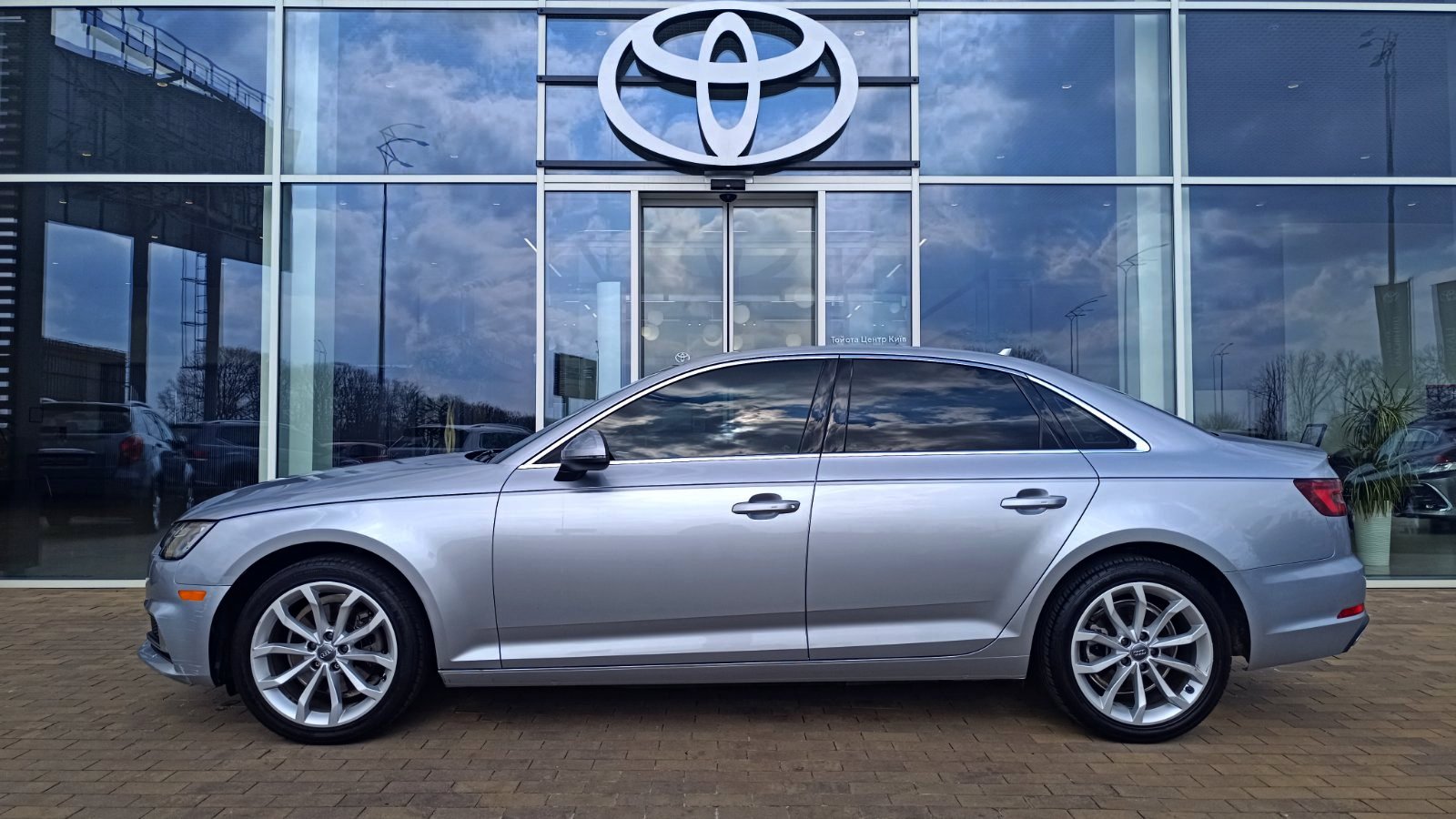 Інші авто AUDI A4 2019 року з пробігом 119600 км, Седан, Тойота Центр Київ «ВІДІ Аеропорт», м.Київ - 800000 ГРН | Фото № 3