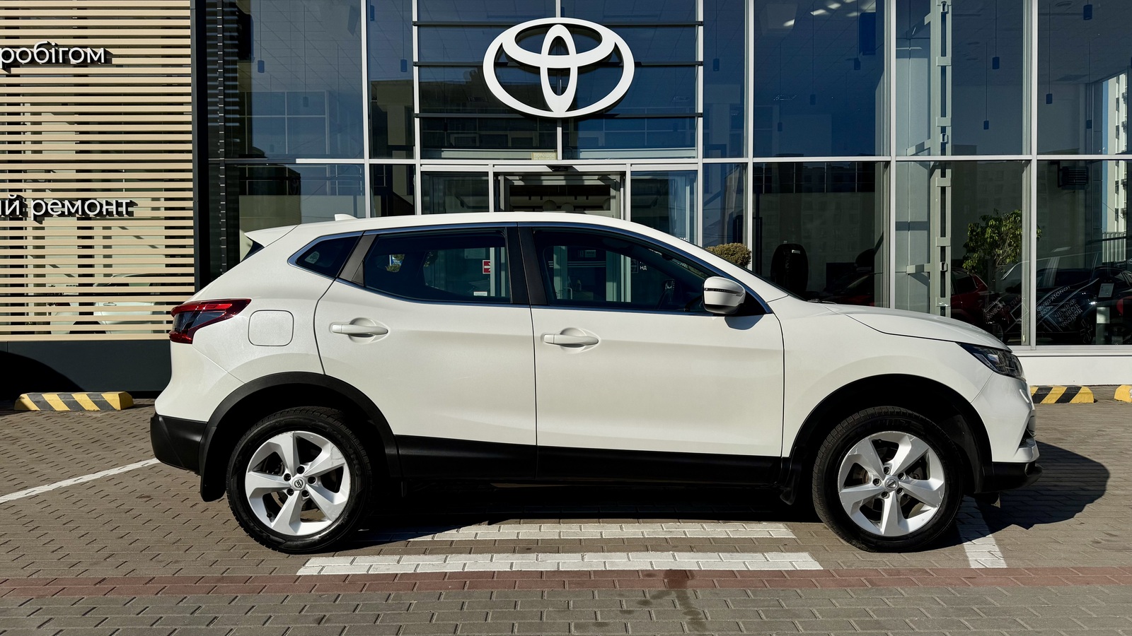 Інші авто NISSAN QASHQAI 2018 року з пробігом 124296 км, Універсал, Тойота Центр Чернігів "Соллі-Плюс", м.Чернігів - 740000 ГРН | Фото № 16