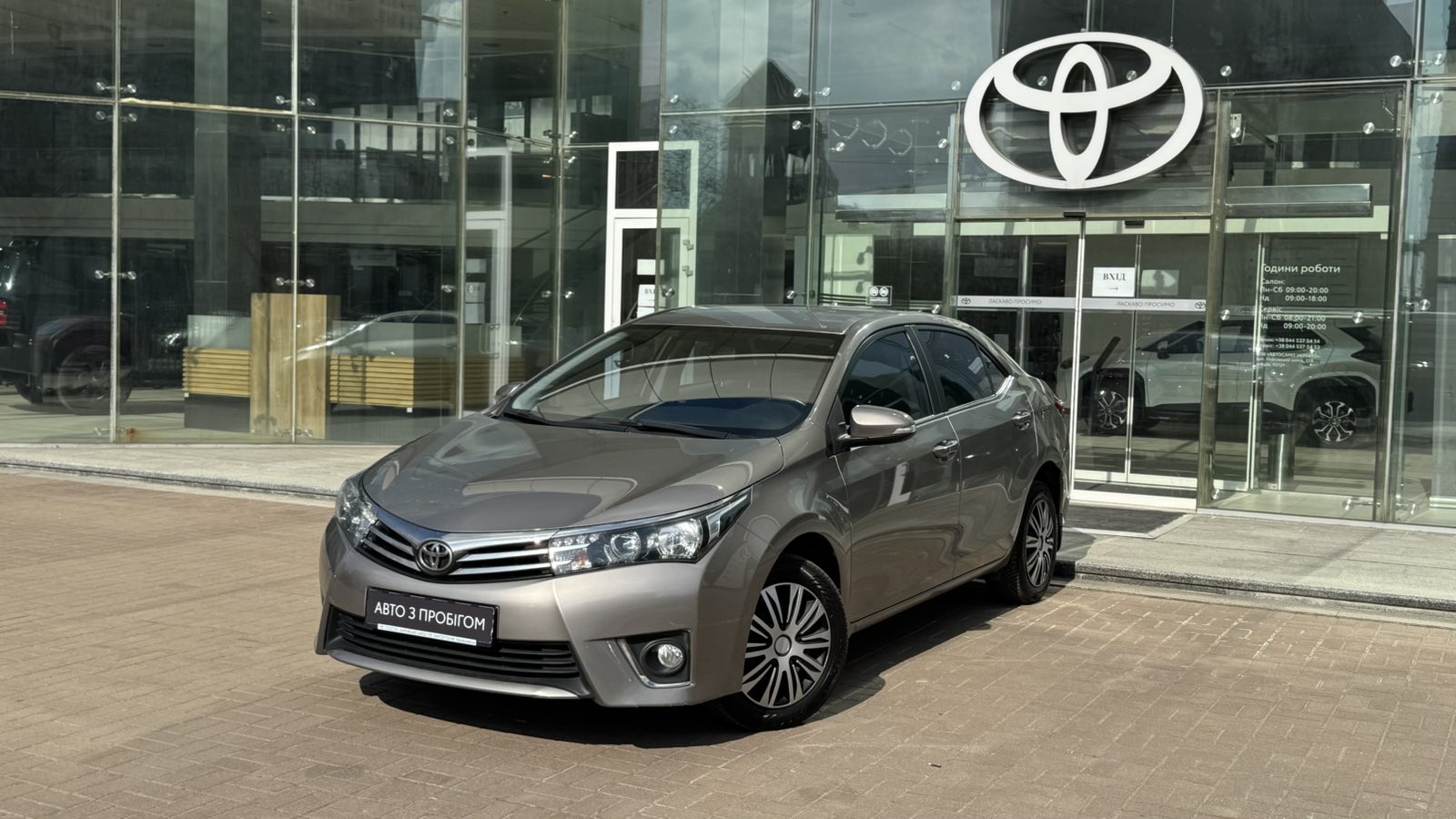 Toyota COROLLA 2016 року, Седан, Тойота Центр Київ "Автосаміт Укравто", м.Київ | Фото № 1 Toyota COROLLA 2016 року з пробігом 95375 км, Седан, Тойота Центр Київ "Автосаміт Укравто", м.Київ - 636000 ГРН | Фото № 1