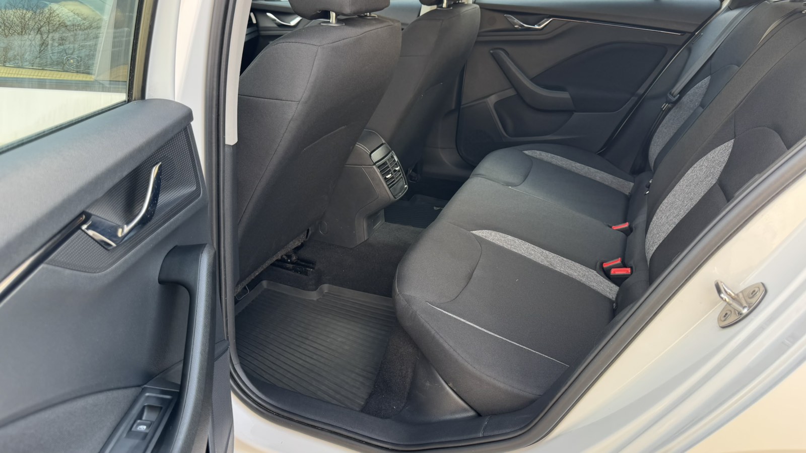 Інші авто SKODA Scala 2021 року, Хетчбек, Тойота Центр Київ "Автосаміт Укравто", м.Київ | Фото № 11 Інші авто SKODA Scala 2021 року з пробігом 70719 км, Хетчбек, Тойота Центр Київ "Автосаміт Укравто", м.Київ - 745000 ГРН | Фото № 11