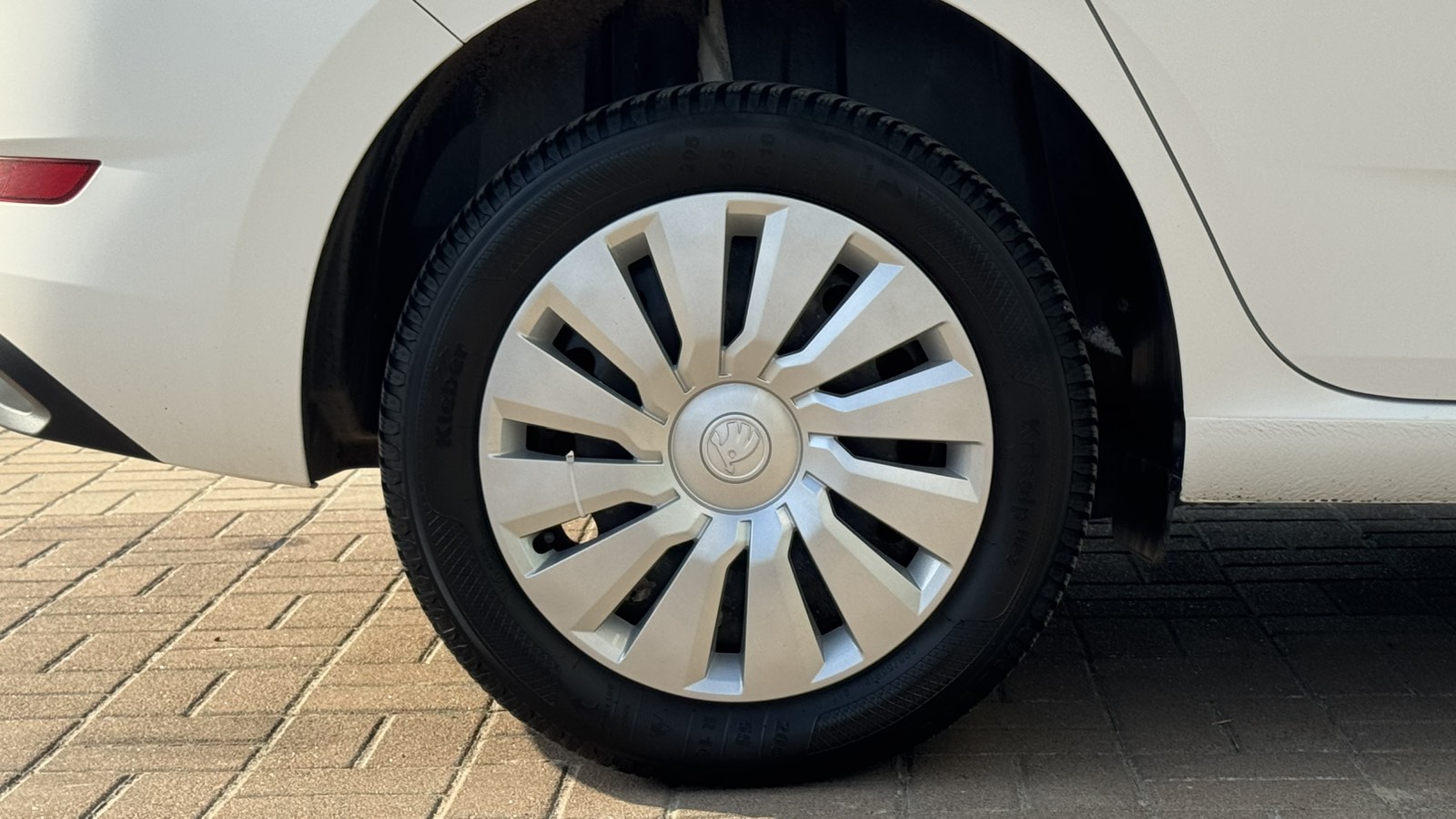 Інші авто SKODA Scala 2021 року, Хетчбек, Тойота Центр Київ "Автосаміт Укравто", м.Київ | Фото № 15 Інші авто SKODA Scala 2021 року з пробігом 70719 км, Хетчбек, Тойота Центр Київ "Автосаміт Укравто", м.Київ - 745000 ГРН | Фото № 15