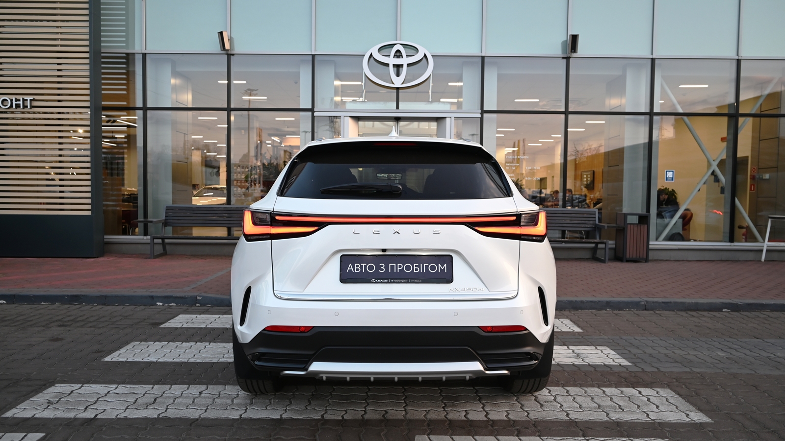 Lexus NX 450h+ 2024 року, Універсал, Тойота Центр Київ "Сіті Плаза", м.Київ | Фото № 4 Lexus NX 450h+ 2024 року з пробігом 3996 км, Універсал, Тойота Центр Київ "Сіті Плаза", м.Київ - 3153230 ГРН | Фото № 4