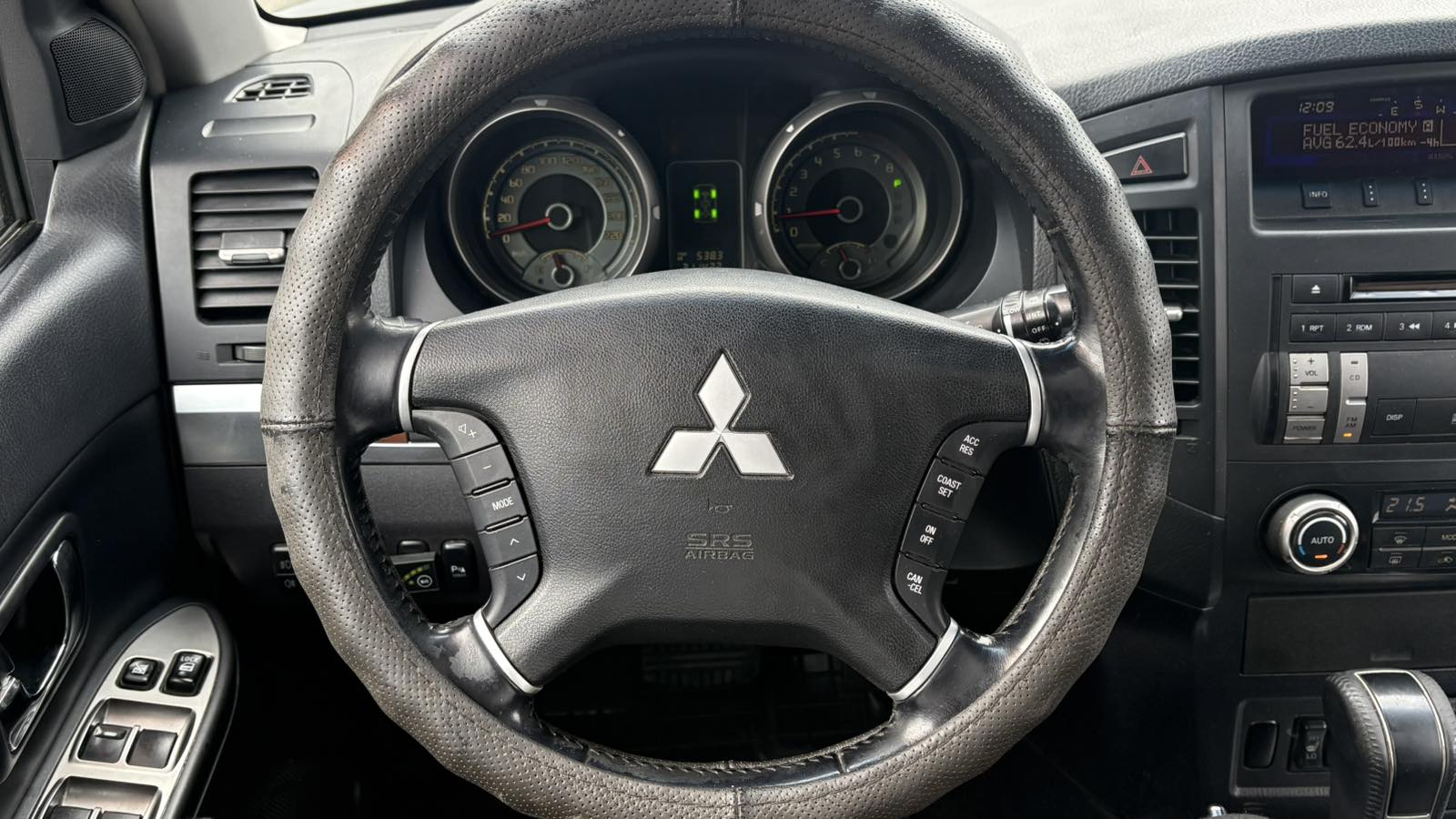 Інші авто MITSUBISHI Pajero Wagon 2007 року з пробігом 311159 км, Універсал, Тойота Центр Київ "Автосаміт Укравто", м.Київ - 487200 ГРН | Фото № 13