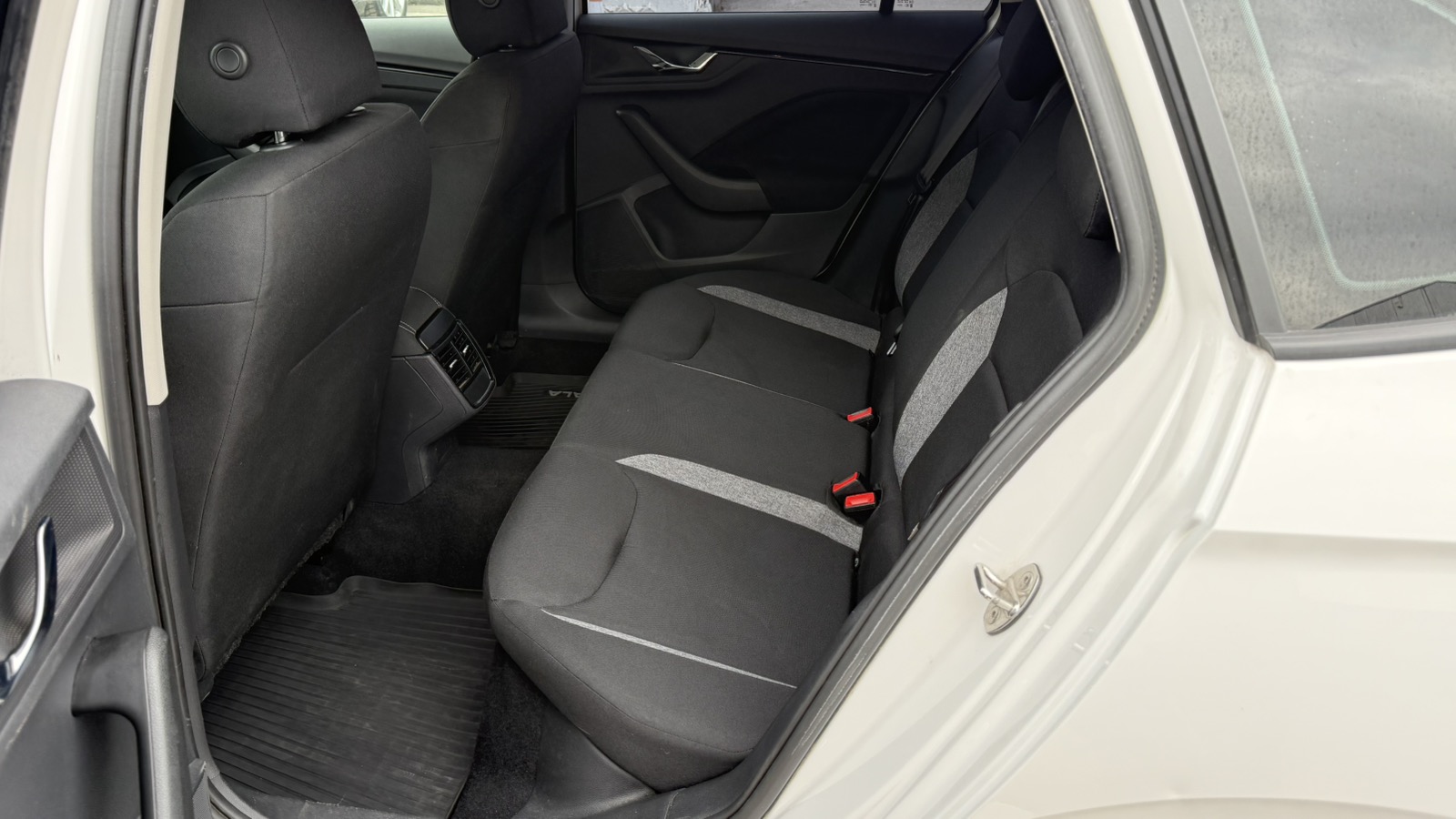 Інші авто SKODA Scala 2021 року, Хетчбек, Тойота Центр Київ "Автосаміт Укравто", м.Київ | Фото № 11 Інші авто SKODA Scala 2021 року з пробігом 80985 км, Хетчбек, Тойота Центр Київ "Автосаміт Укравто", м.Київ - 746000 ГРН | Фото № 11