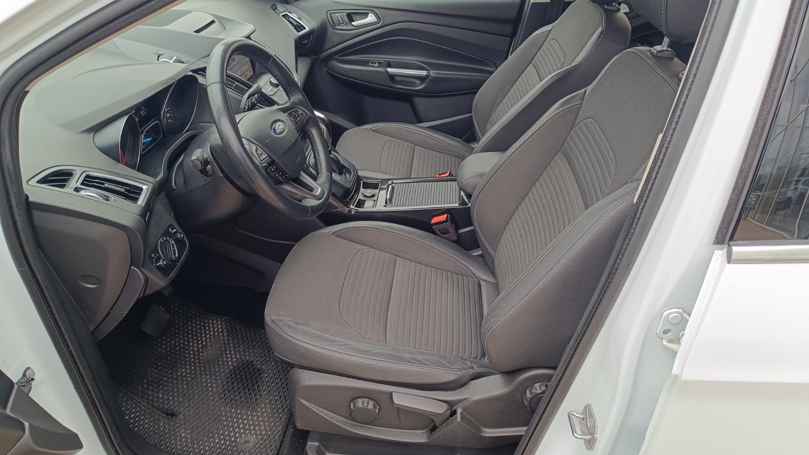 Інші авто FORD KUGA 2019 року з пробігом 109378 км, Універсал, Тойота Центр Київ «ВІДІ Аеропорт», м.Київ - 790000 ГРН | Фото № 11