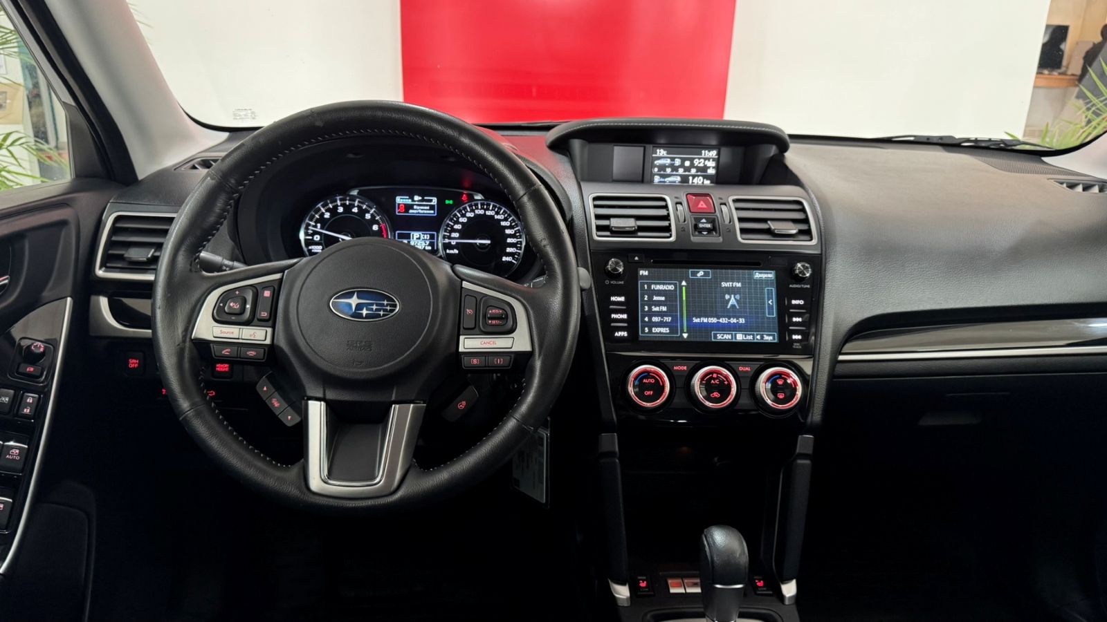 Інші авто SUBARU FORESTER 2016 року, Універсал, Тойота Центр Ужгород "Карат Мотор", м.Ужгород | Фото № 9 Інші авто SUBARU FORESTER 2016 року з пробігом 178500 км, Універсал, Тойота Центр Ужгород "Карат Мотор", м.Ужгород - 602000 ГРН | Фото № 9