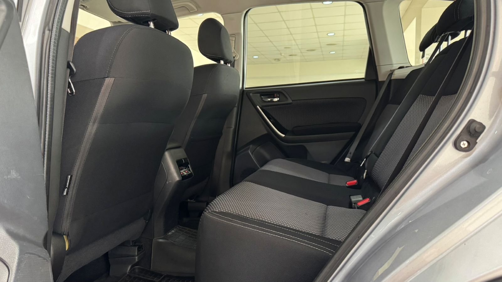 Інші авто SUBARU FORESTER 2016 року, Універсал, Тойота Центр Ужгород "Карат Мотор", м.Ужгород | Фото № 11 Інші авто SUBARU FORESTER 2016 року з пробігом 178500 км, Універсал, Тойота Центр Ужгород "Карат Мотор", м.Ужгород - 602000 ГРН | Фото № 11