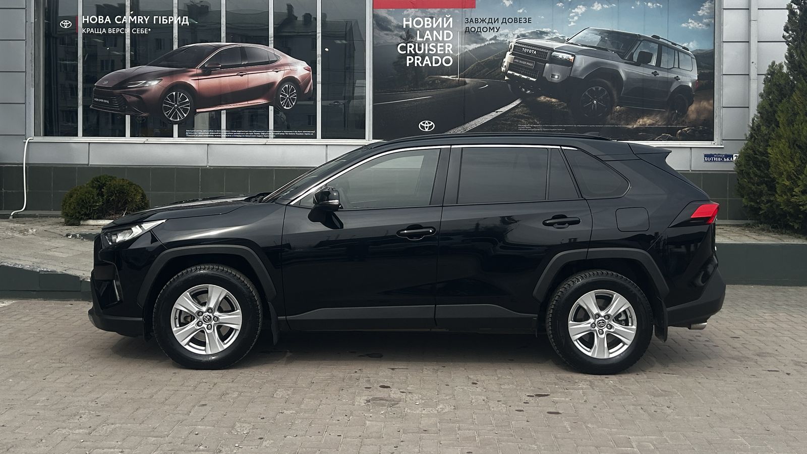 Toyota RAV4 2020 року, Універсал, Тойота Центр Чернівці "Олімп-Моторс", м.Чернівці | Фото № 3 Toyota RAV4 2020 року з пробігом 38154 км, Універсал, Тойота Центр Чернівці "Олімп-Моторс", м.Чернівці - 1210000 ГРН | Фото № 3