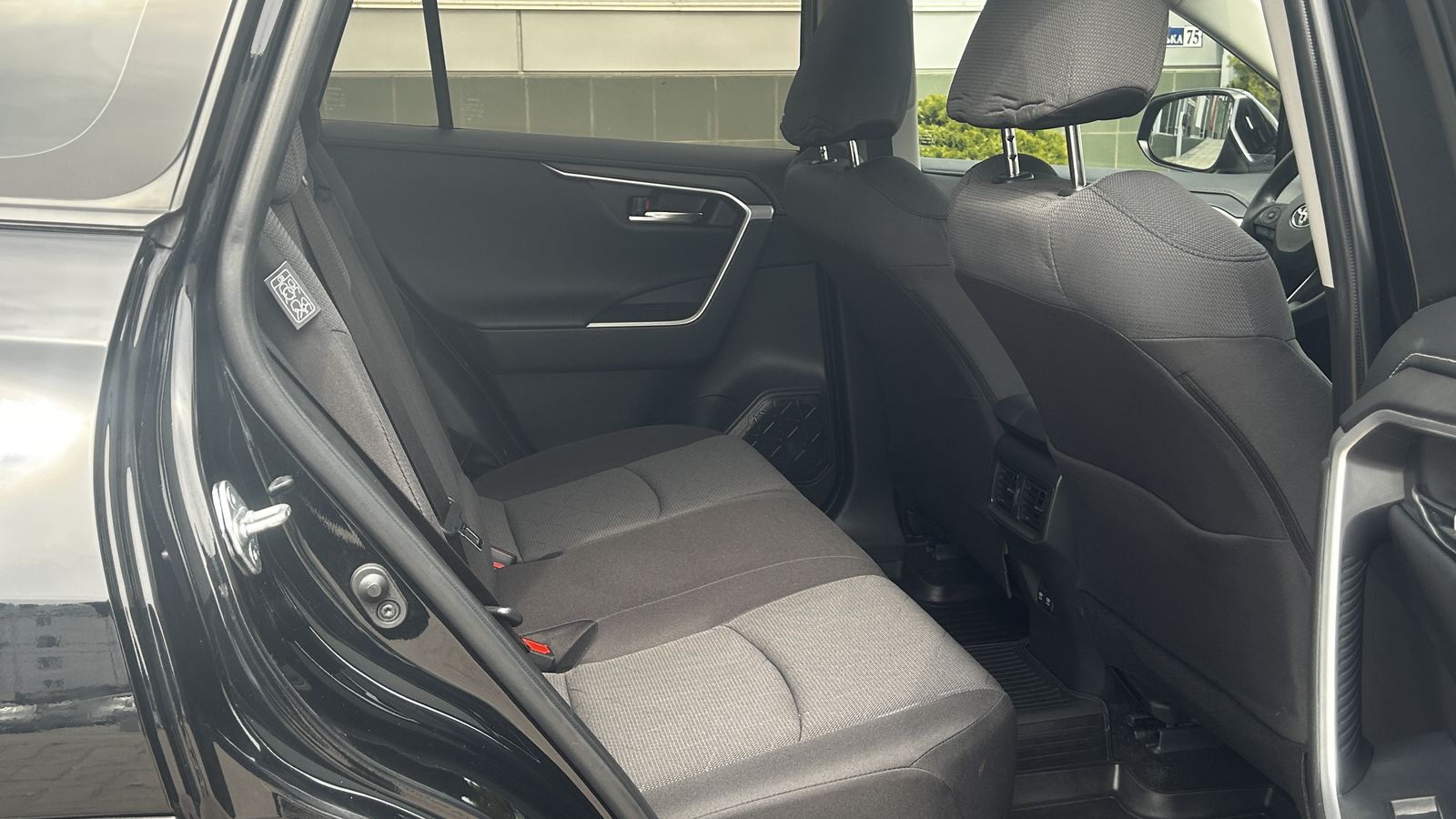 Toyota RAV4 2020 року, Універсал, Тойота Центр Чернівці "Олімп-Моторс", м.Чернівці | Фото № 7 Toyota RAV4 2020 року з пробігом 38154 км, Універсал, Тойота Центр Чернівці "Олімп-Моторс", м.Чернівці - 1210000 ГРН | Фото № 7