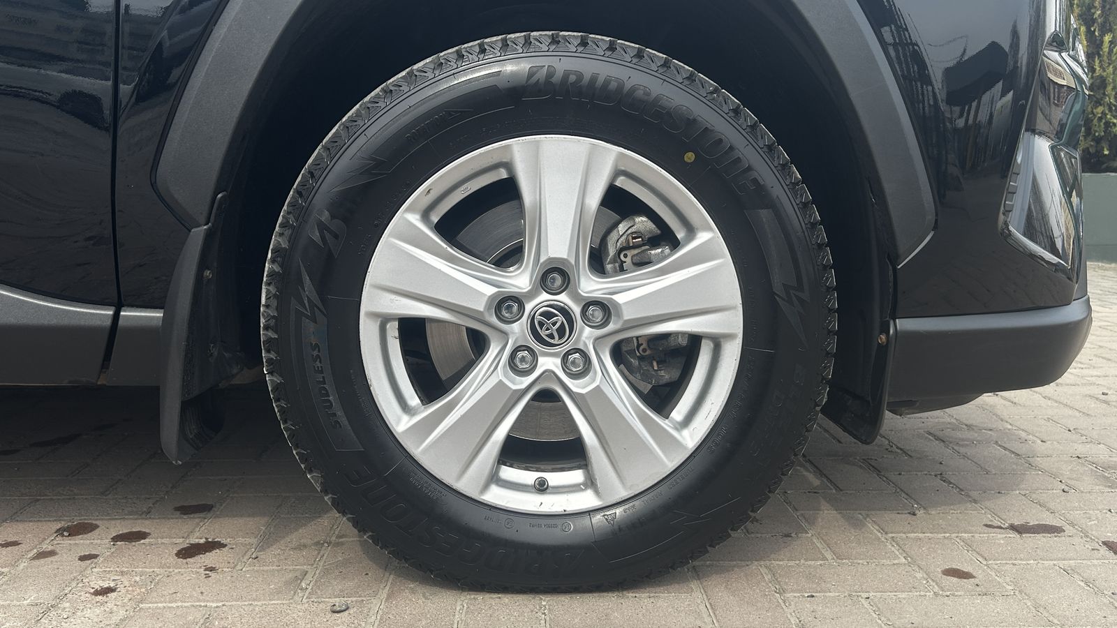 Toyota RAV4 2020 року, Універсал, Тойота Центр Чернівці "Олімп-Моторс", м.Чернівці | Фото № 16 Toyota RAV4 2020 року з пробігом 38154 км, Універсал, Тойота Центр Чернівці "Олімп-Моторс", м.Чернівці - 1210000 ГРН | Фото № 16