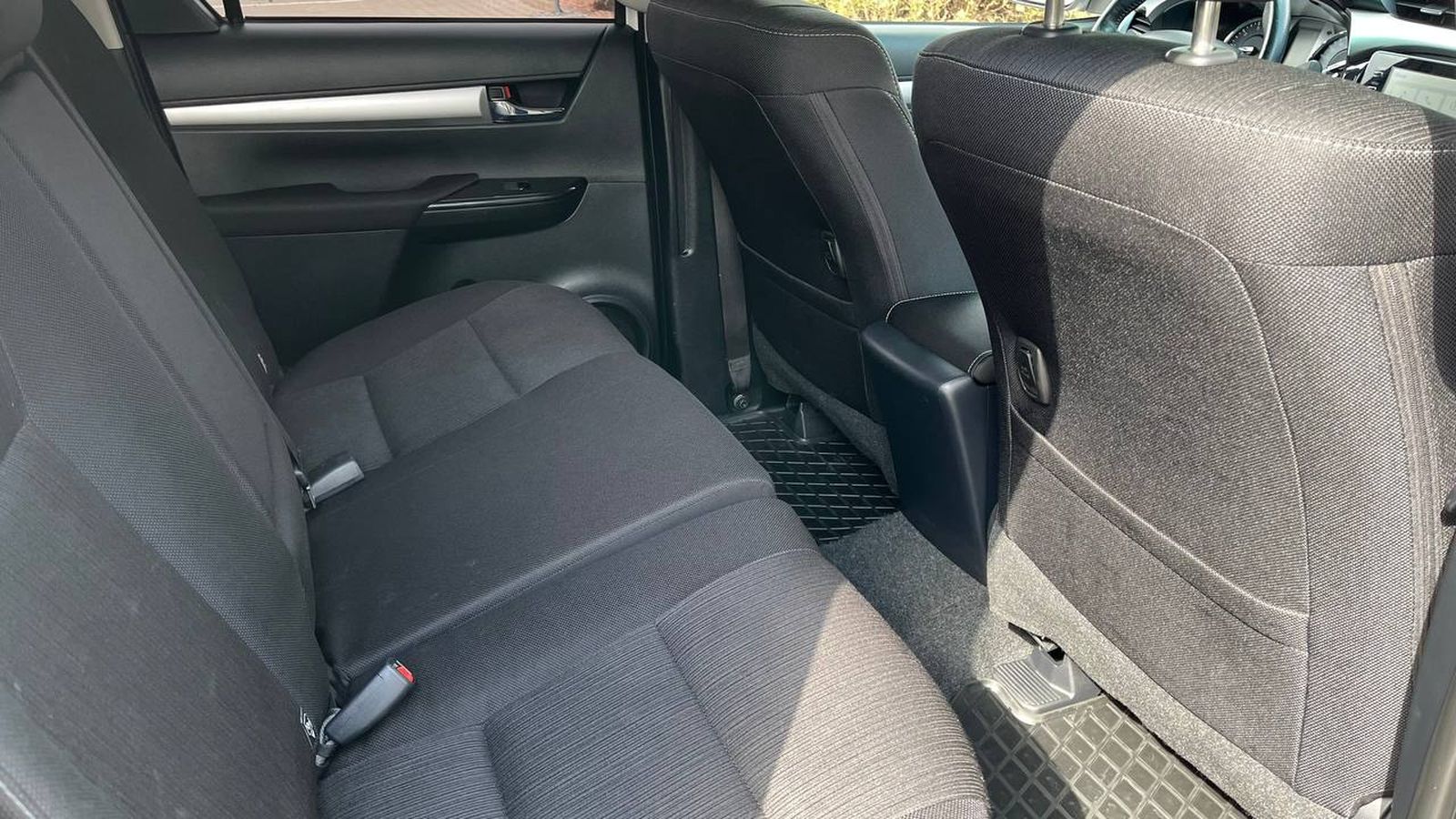 Toyota HILUX 2023 року з пробігом 195558 км, Пікап, Тойота Центр Хмельницький "Гранд Мотор", м.Хмельницький - 1739600 ГРН | Фото № 7