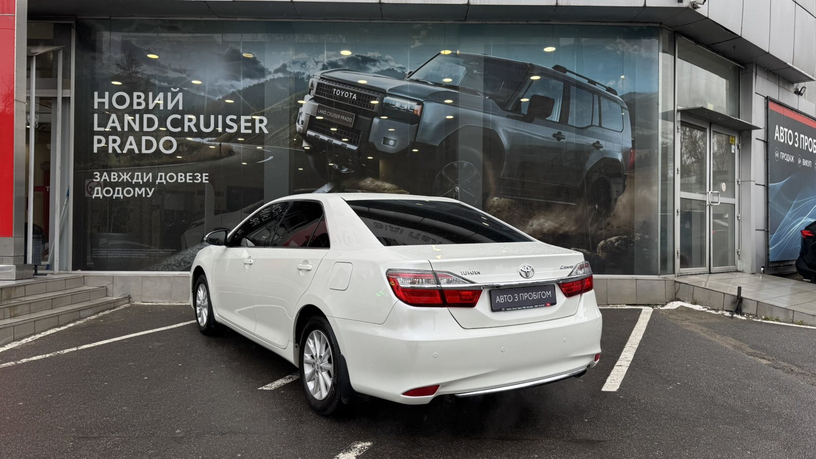 Toyota CAMRY 2016 року з пробігом 180128 км, Седан, Тойота Центр Одеса "ВіДі Пальміра", м.Одеса - 743000 ГРН | Фото № 2