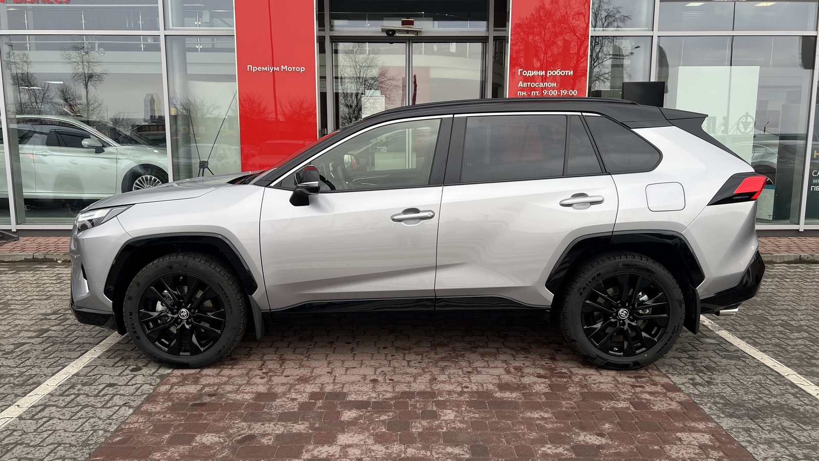 Toyota RAV4 2025 року з пробігом 12500 км, Універсал, Тойота Центр Вінниця "Преміум Мотор", м.Вінниця - 2090000 ГРН | Фото № 3