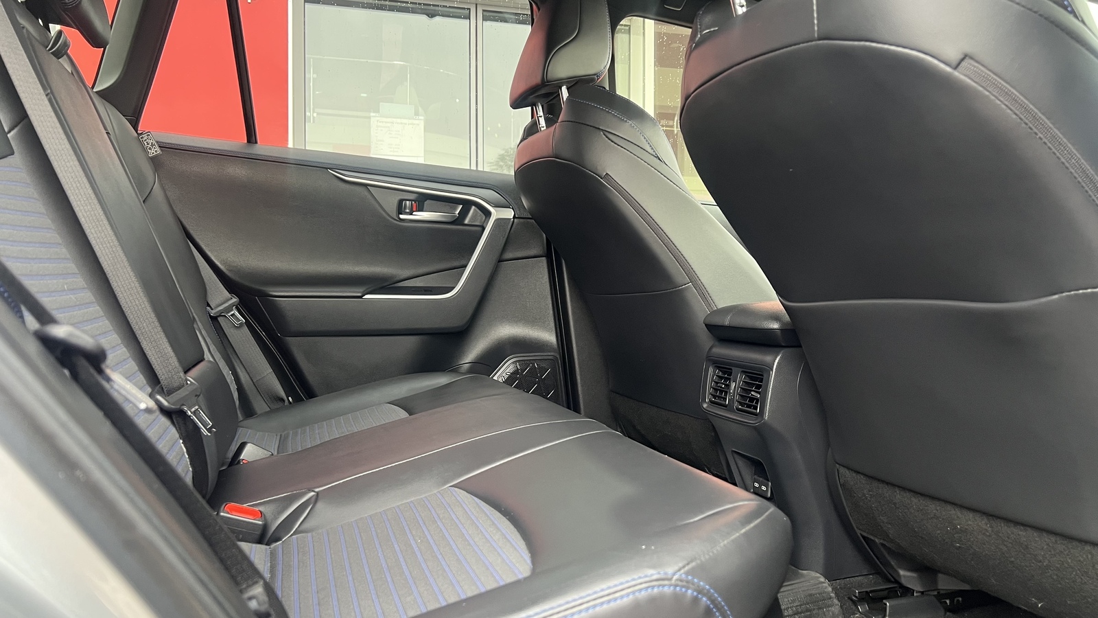 Toyota RAV4 2025 року з пробігом 12500 км, Універсал, Тойота Центр Вінниця "Преміум Мотор", м.Вінниця - 2090000 ГРН | Фото № 7